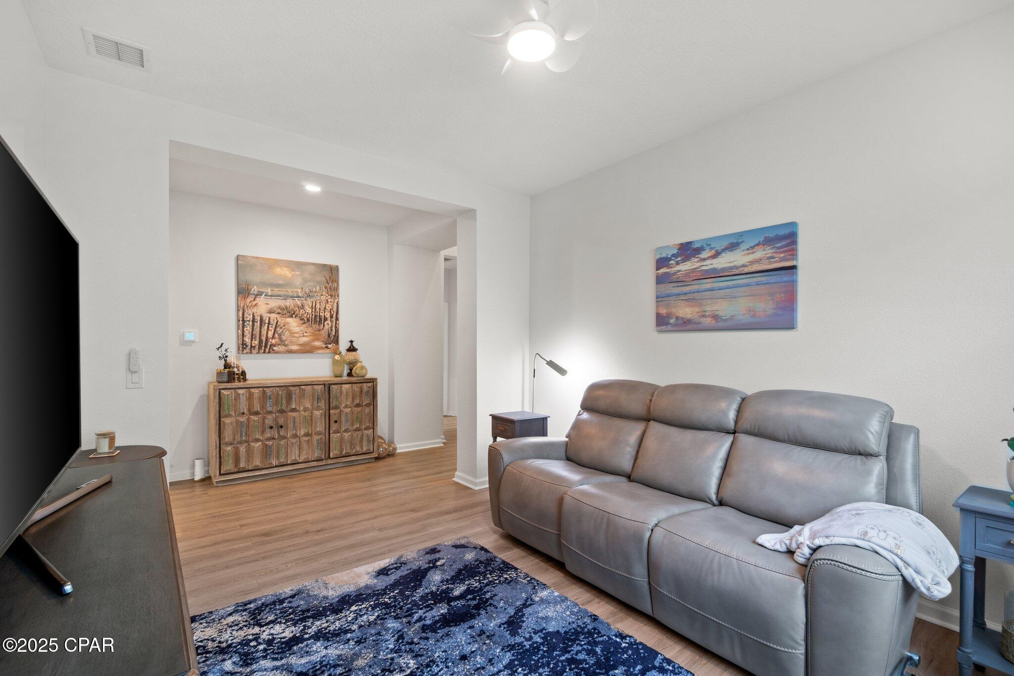 Qmc9fd9xc3ith56c7tiwatryfvbdrae3tk1mopqptzc