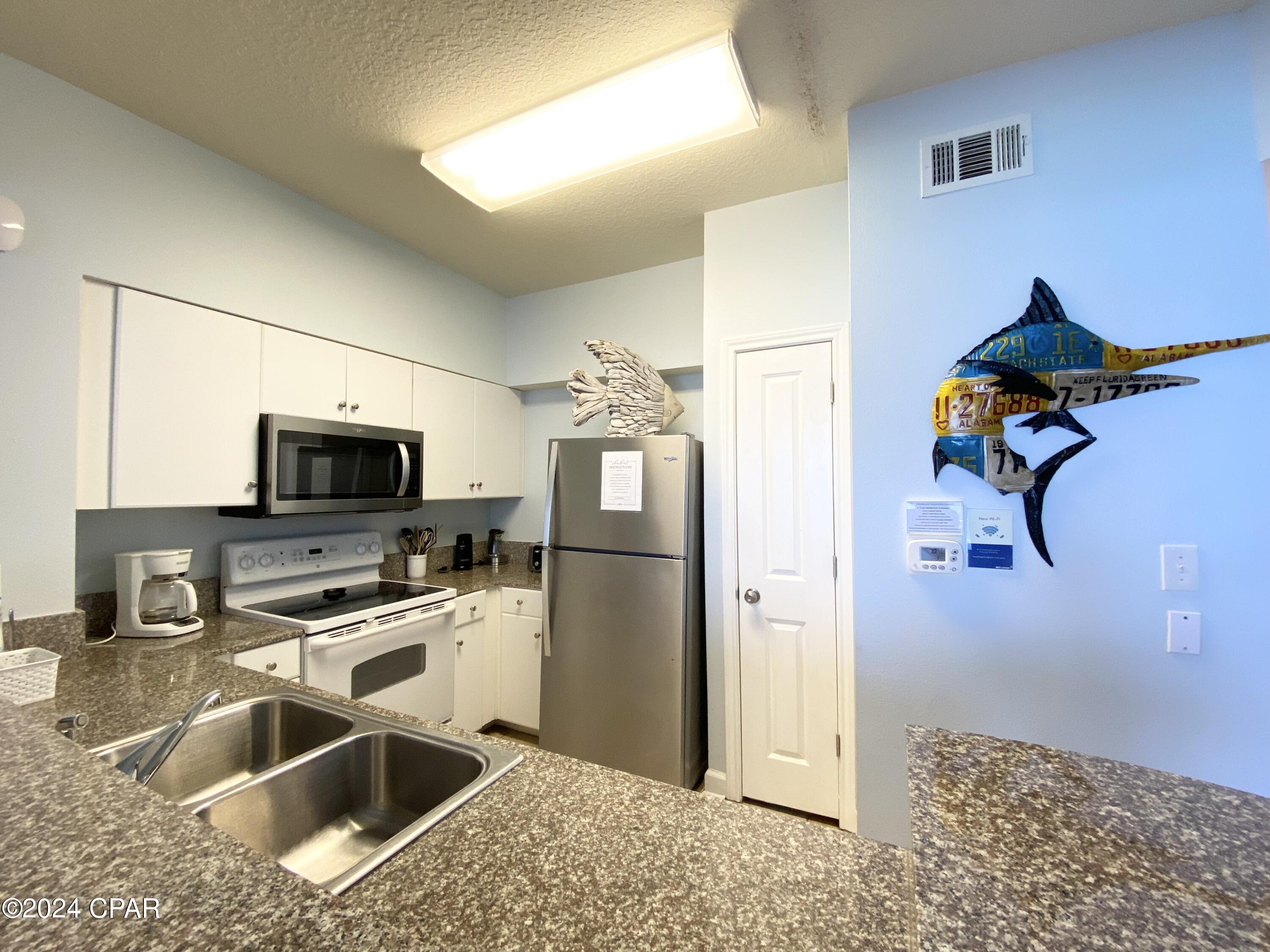 Ci3juzv Vrvwu031luzjg4ofc7wqoxcjthchtv4m0ma