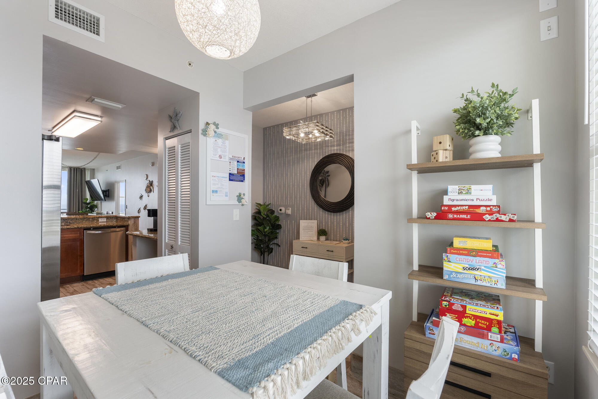 Mohwxa9ffnovvgkkwcww9whn_qrlav2ci4yx9wrhh_c