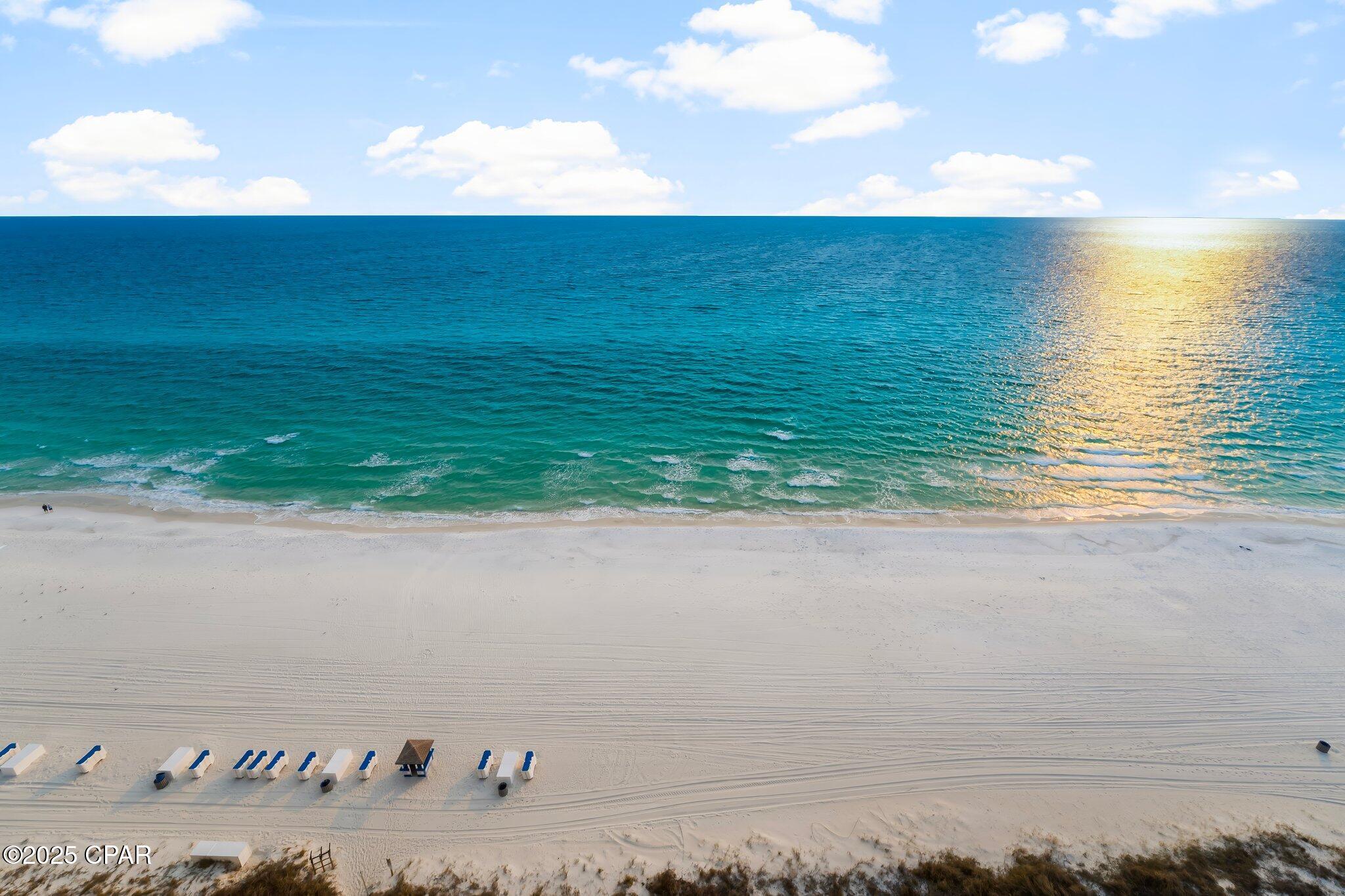 A Zxpd1xyi Oivu 2alj2aal7vfxvs9ye76tmn5apom