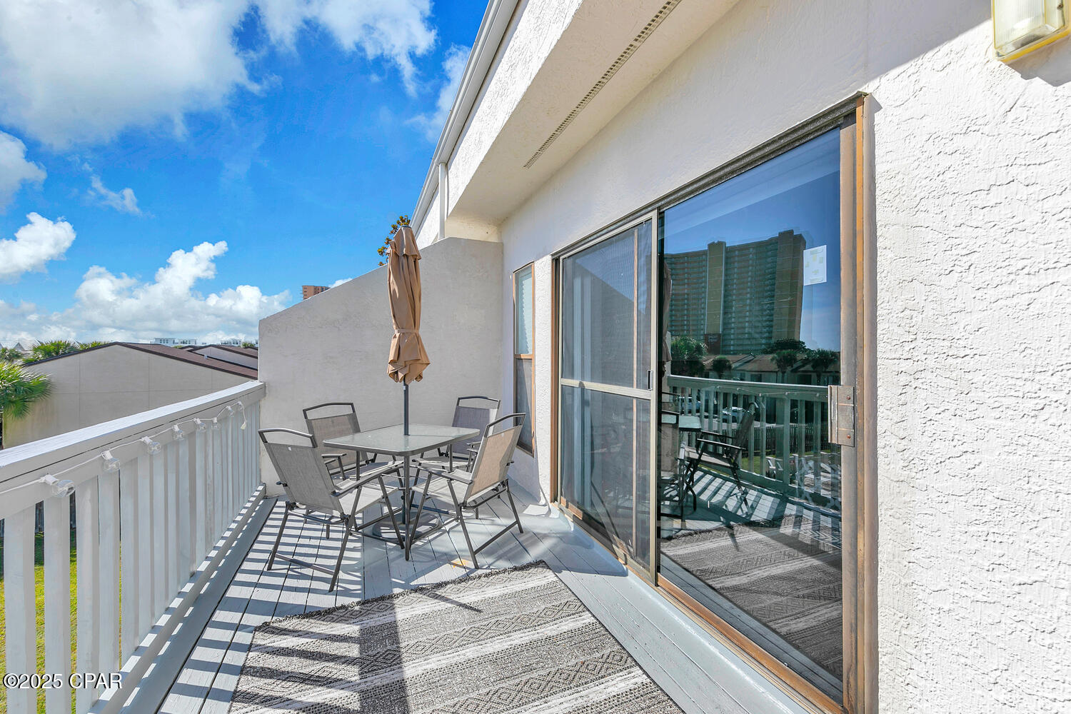 Cbvl4zdif46dxyxg7szyciskc Fyduskl6r00ngm55w