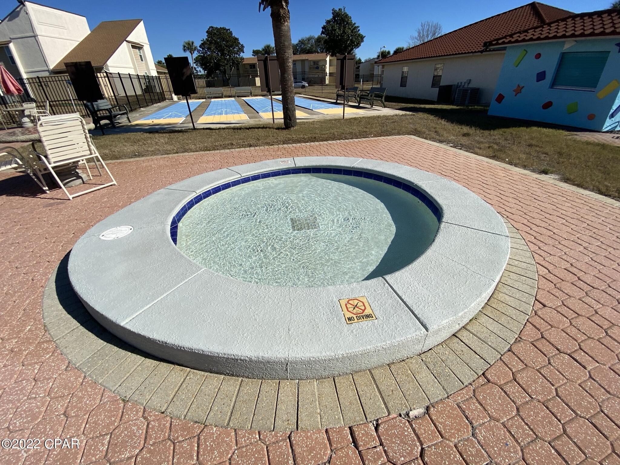 Vx  D6qlzcl8ex3ol 5pvknvaekvdu_s1sagcqb1aui