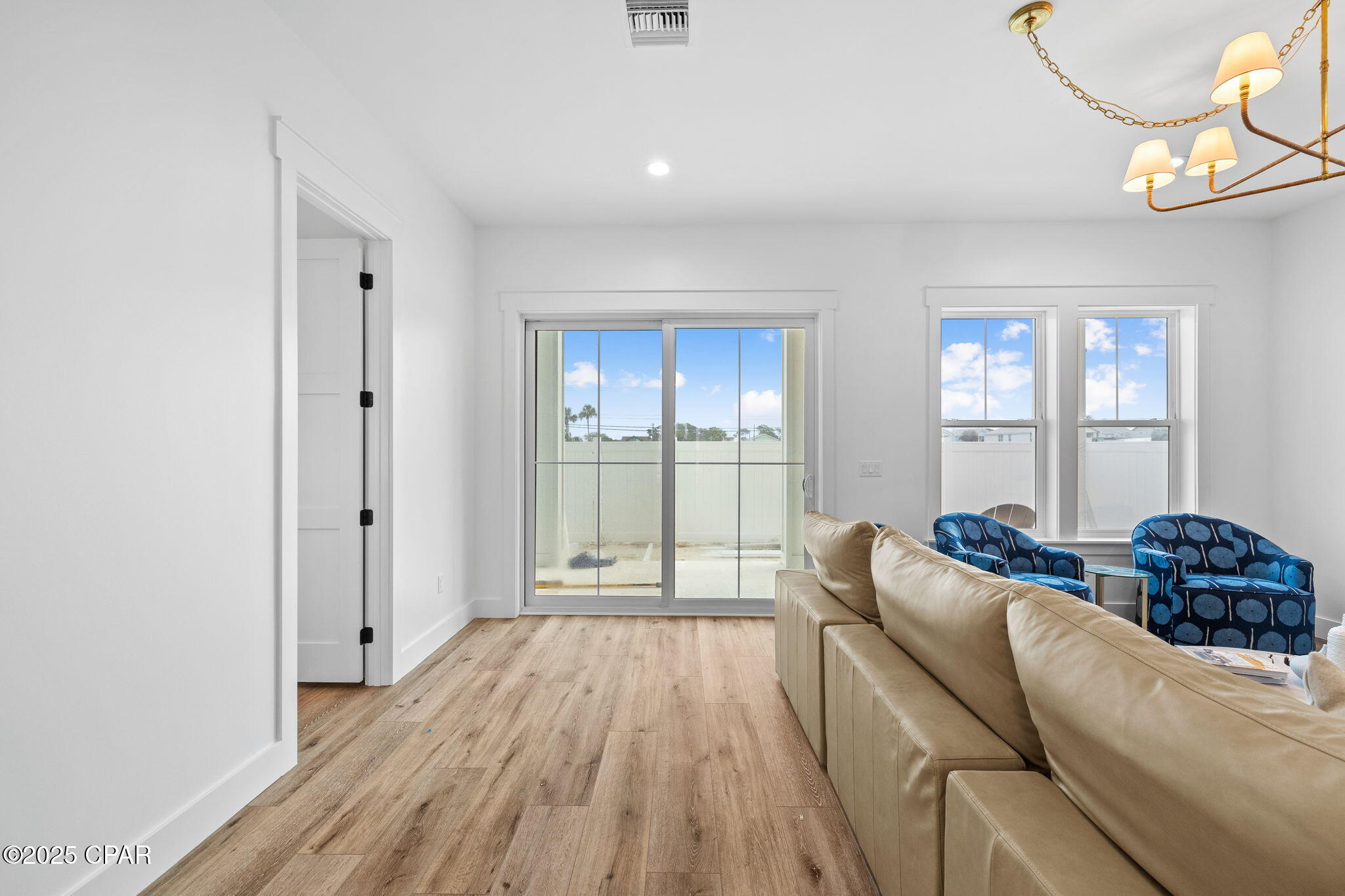 Uutdhruvowx2kcdfnl6znqd_mvdeedq9 Ykbbg_ubd0