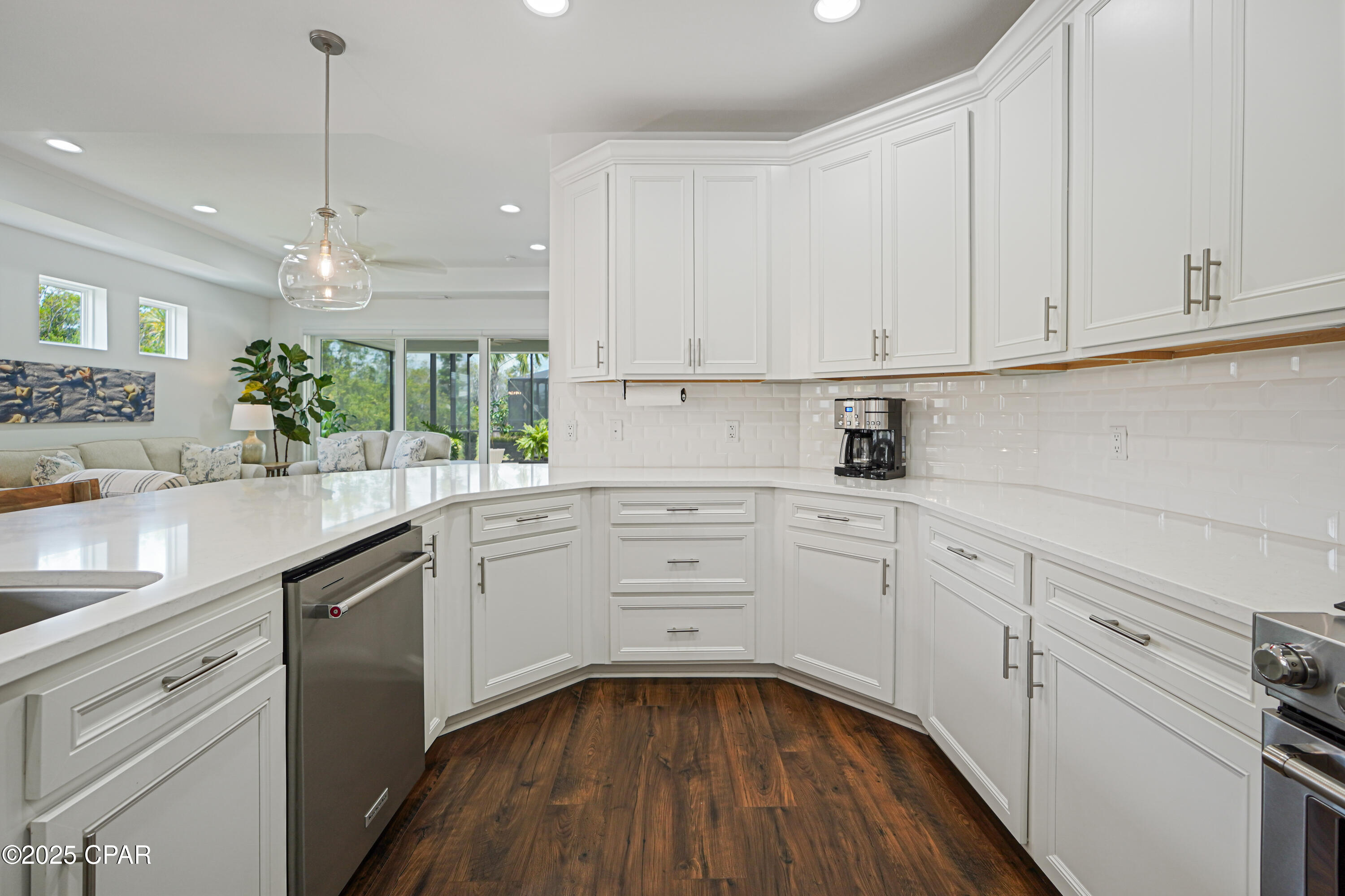 Image 12 For 8521 Island Breeze Avenue