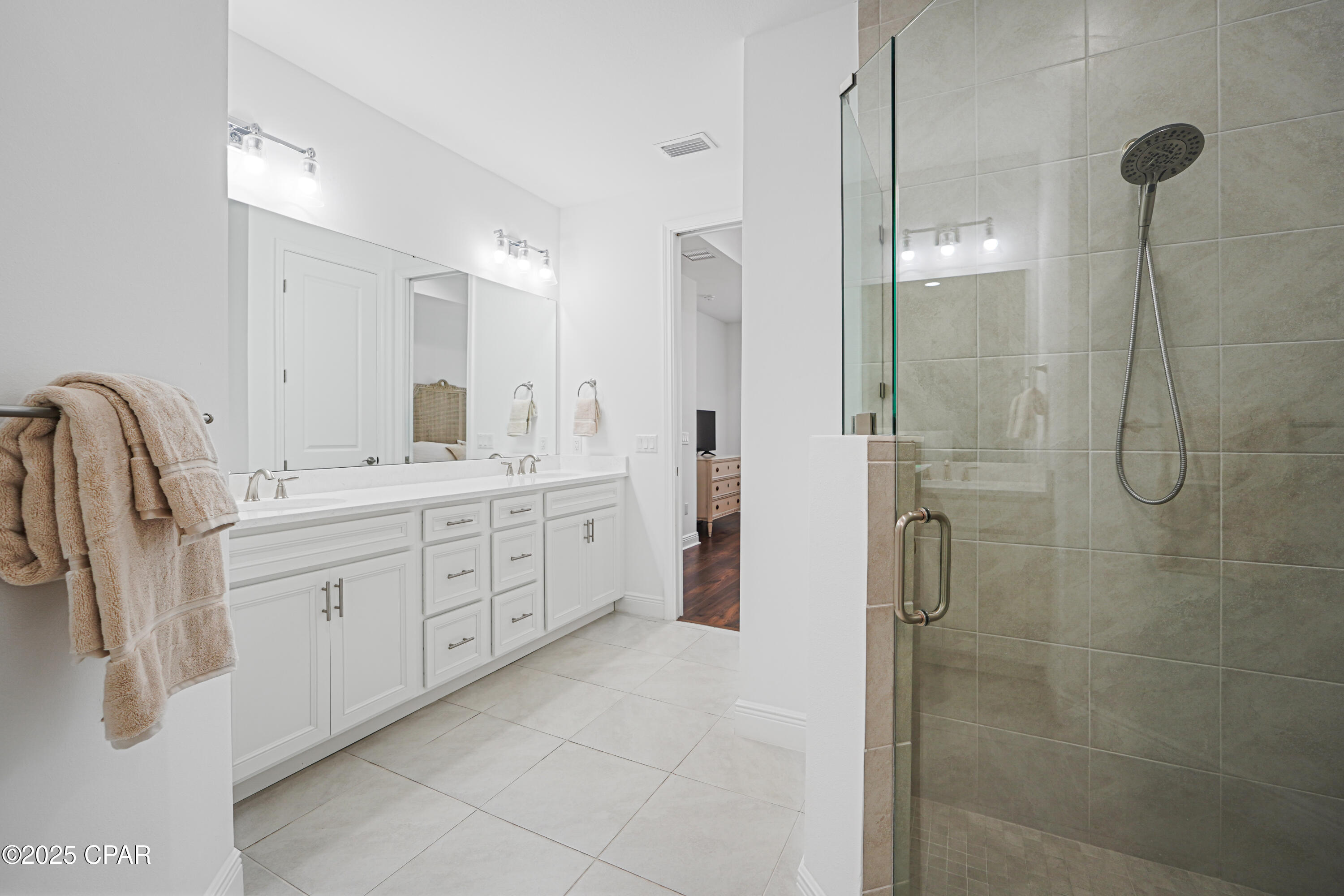 6xjpn0v4kx3zp4j8efps0gszvabzkpwnlkqflf2td3y