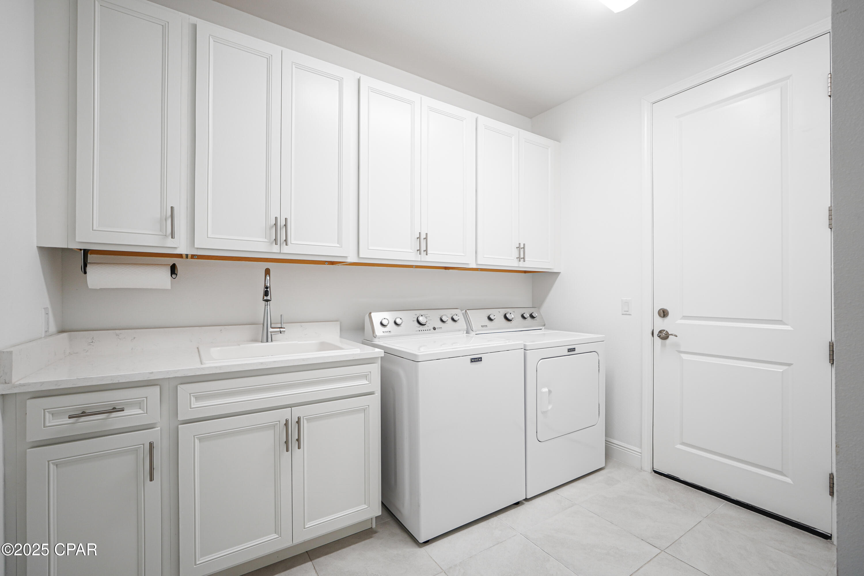 Image 32 For 8521 Island Breeze Avenue