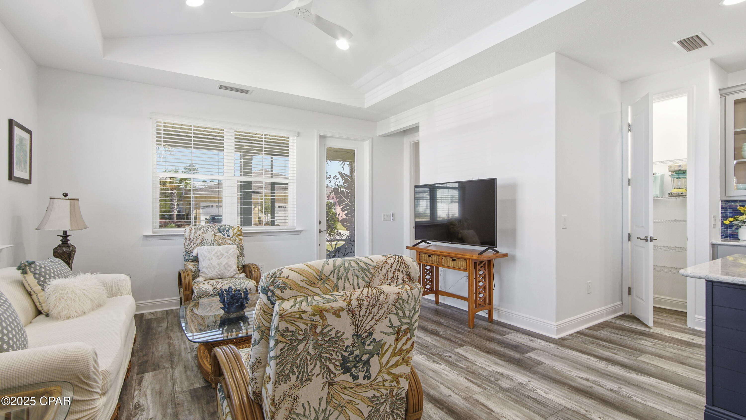 Image 10 For 8613 Shell Sink Drive