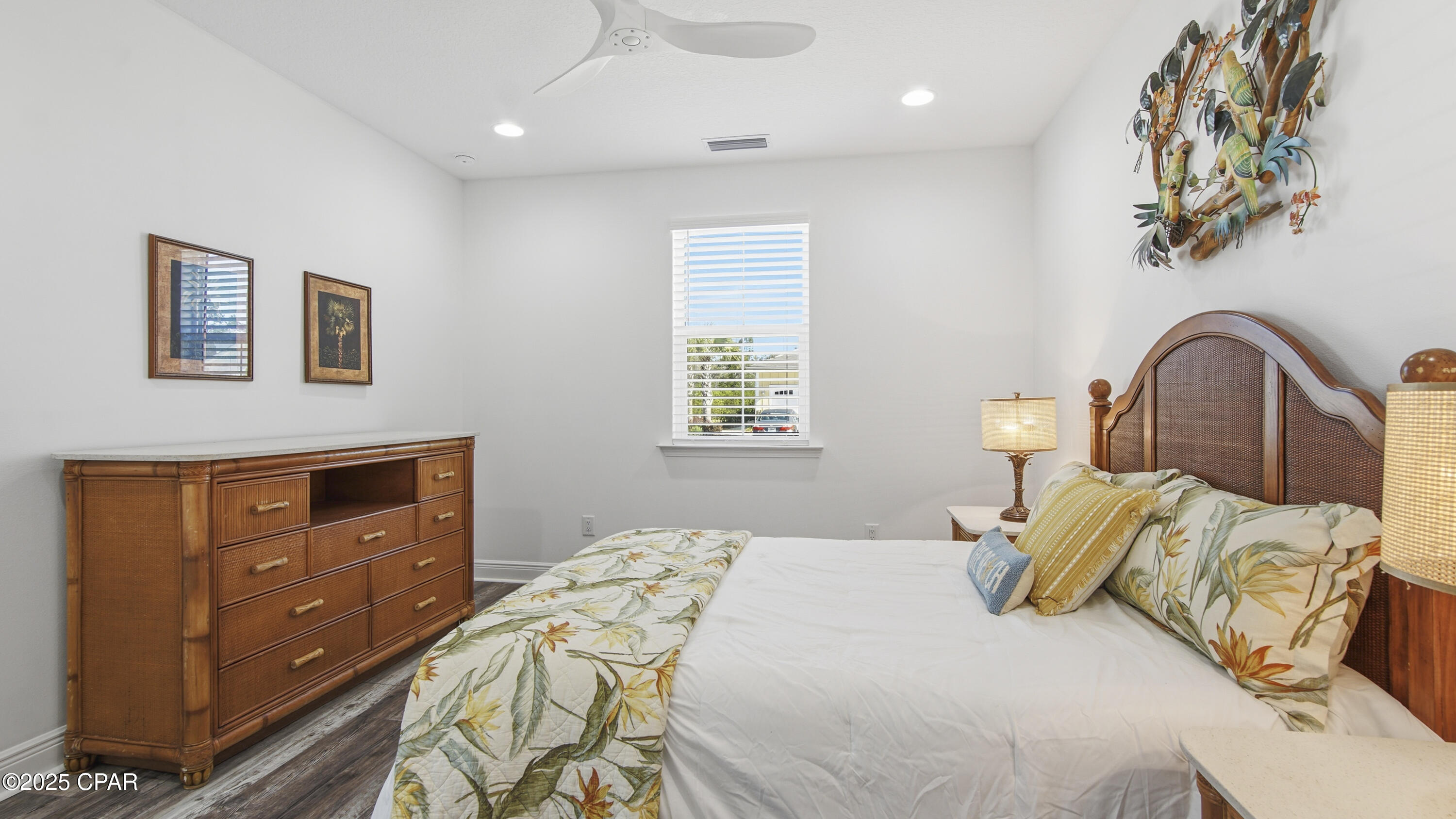 Image 14 For 8613 Shell Sink Drive