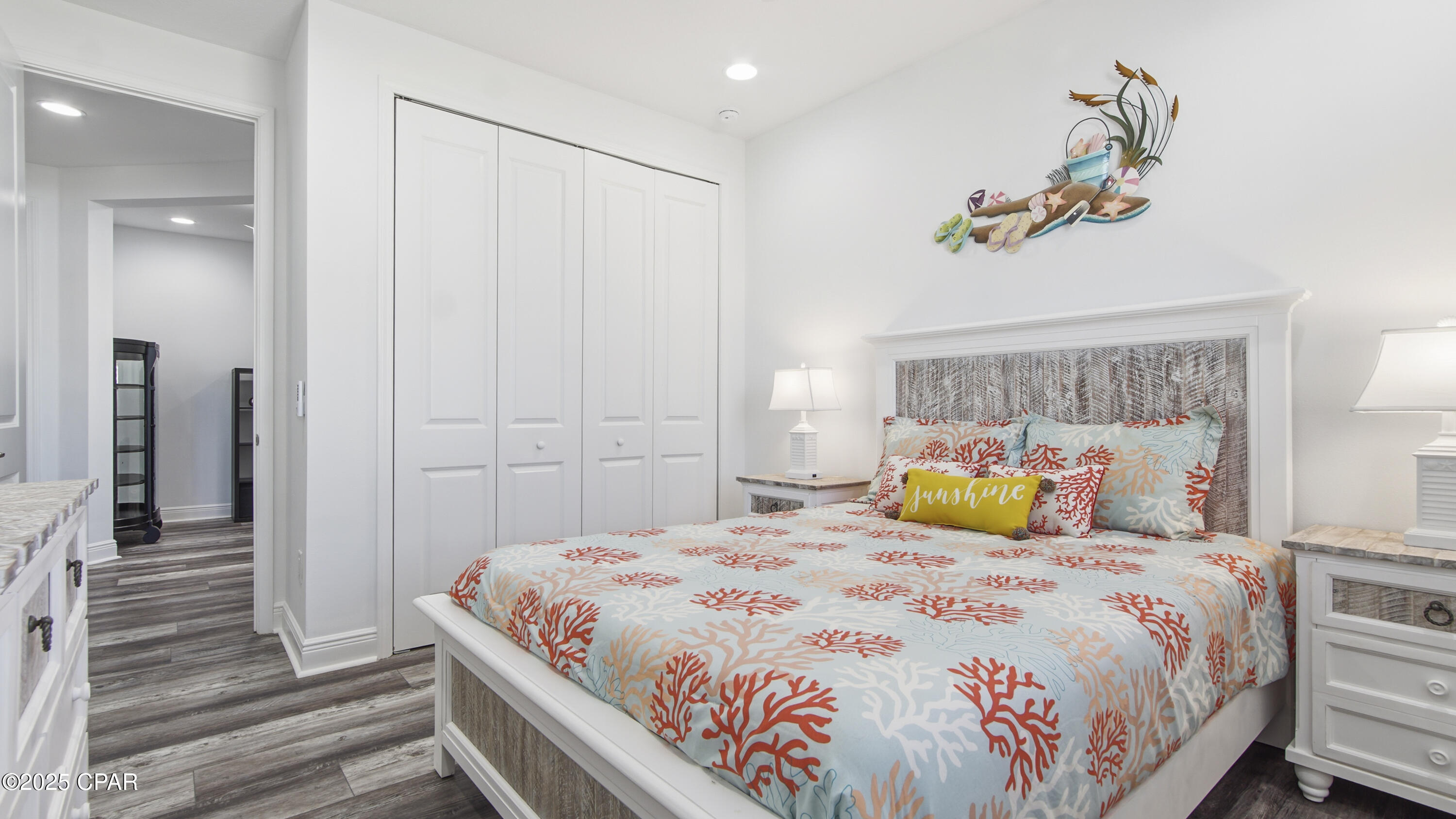 Image 26 For 8613 Shell Sink Drive