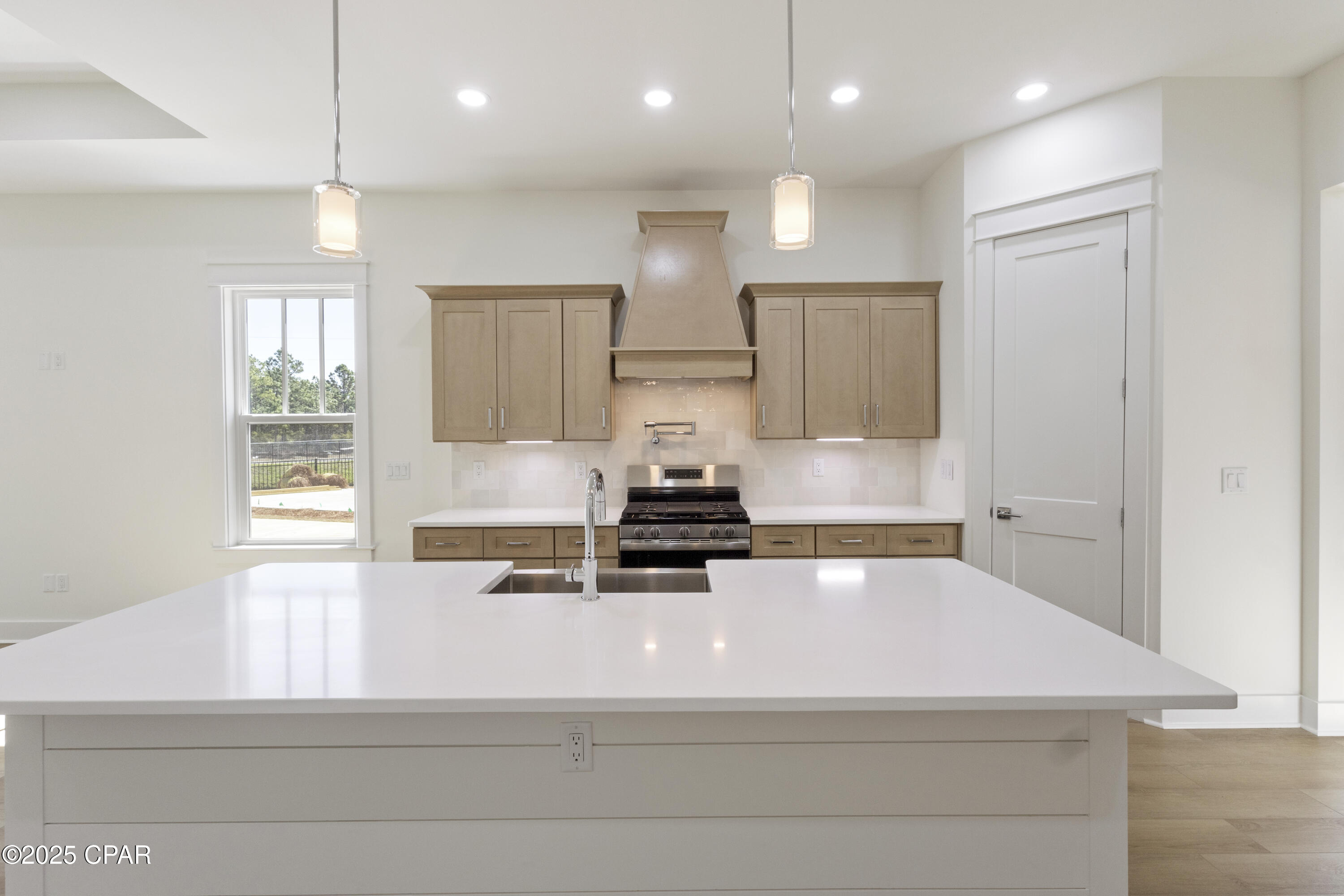 L7orm2uxaqycyby9_mr2fc20bc8mjb5tbfd08fptph0