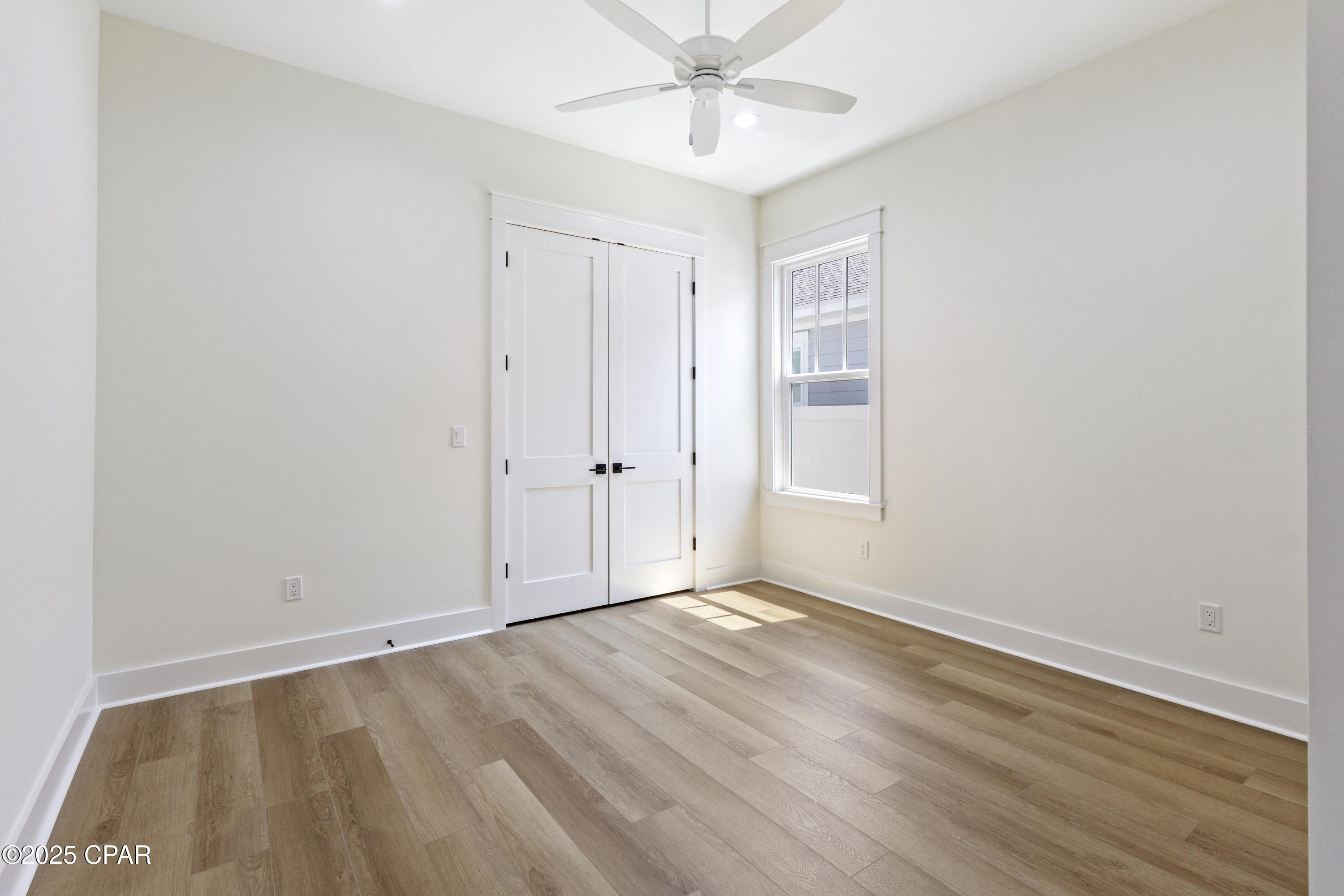 Mwm Sctfkmeyaqrxbidfz2v_t1b3qgj_8 5d2_4_lce