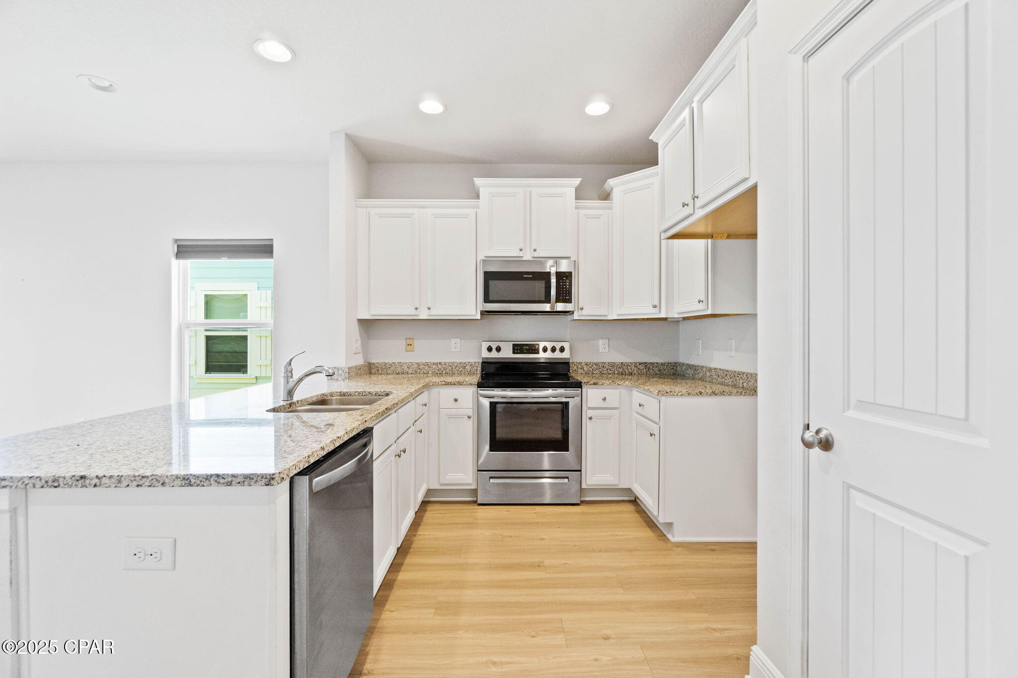 Xalfleilaypa1rggzkrr5bln4n99dpfiq5aacyre4q0