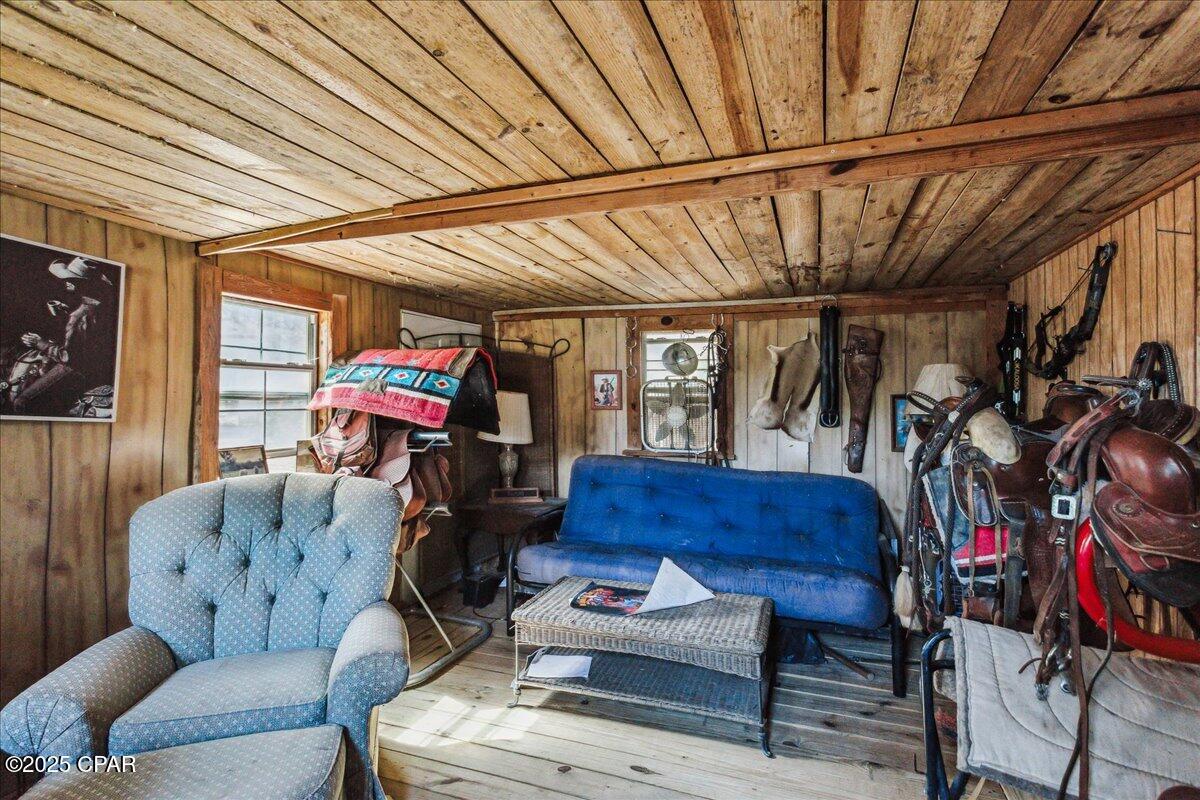 Image 49 For 1471 Hwy C 180