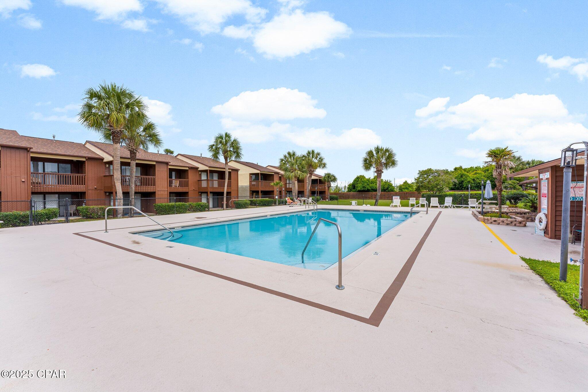 Ndmtx2jdqw1rccwt9zji8n6vxpbob0xnqhslqeb4m2c