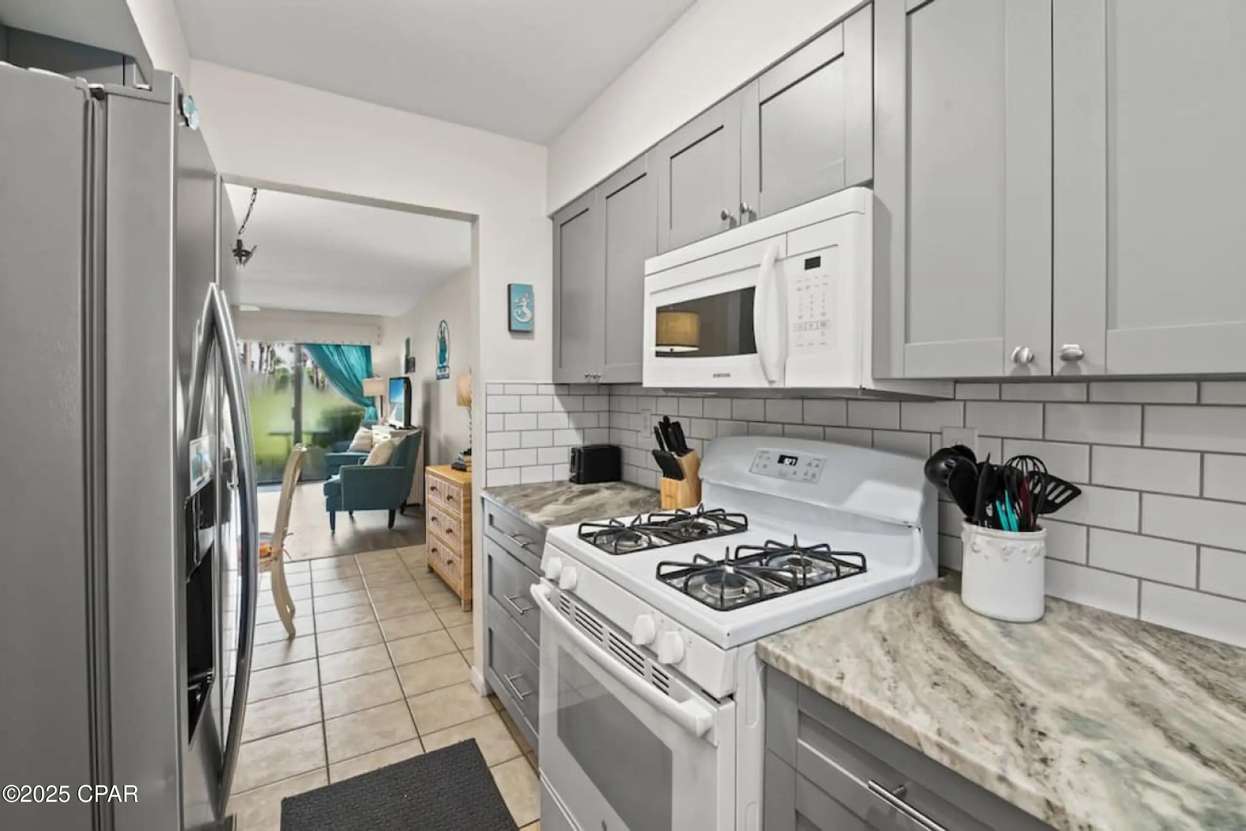 9w2scmb 0rjphfuseaivylwnk2fkkorz6yr_44slplw