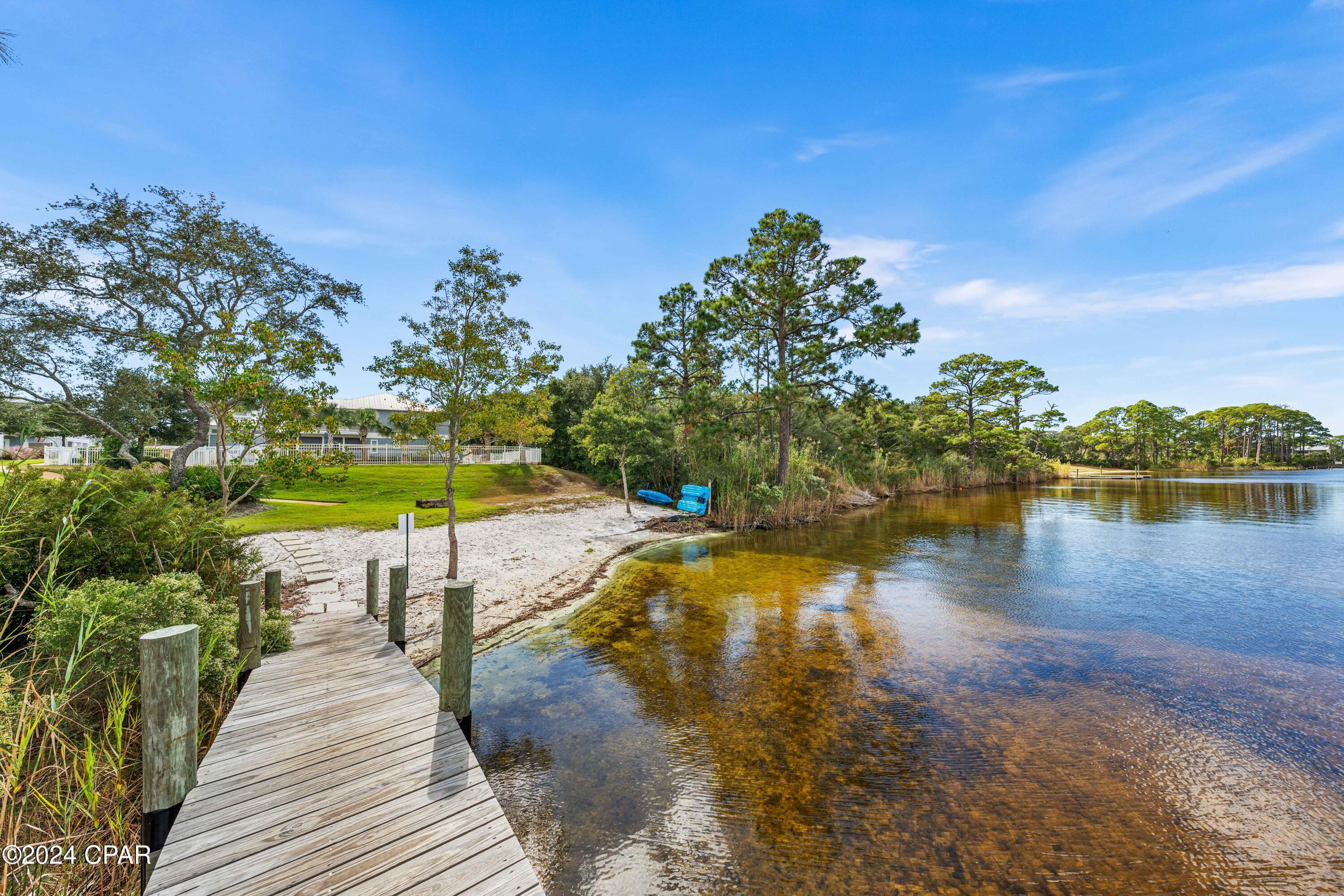 Eayyun23wwzo Hawy2rcberm_qtdp48nluxceos4fqs