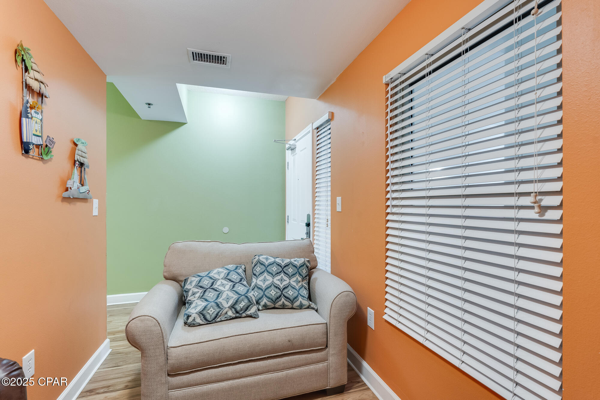 L8yiivx V_uewcnswm758yreulxj88_dseqhqrvmkzw