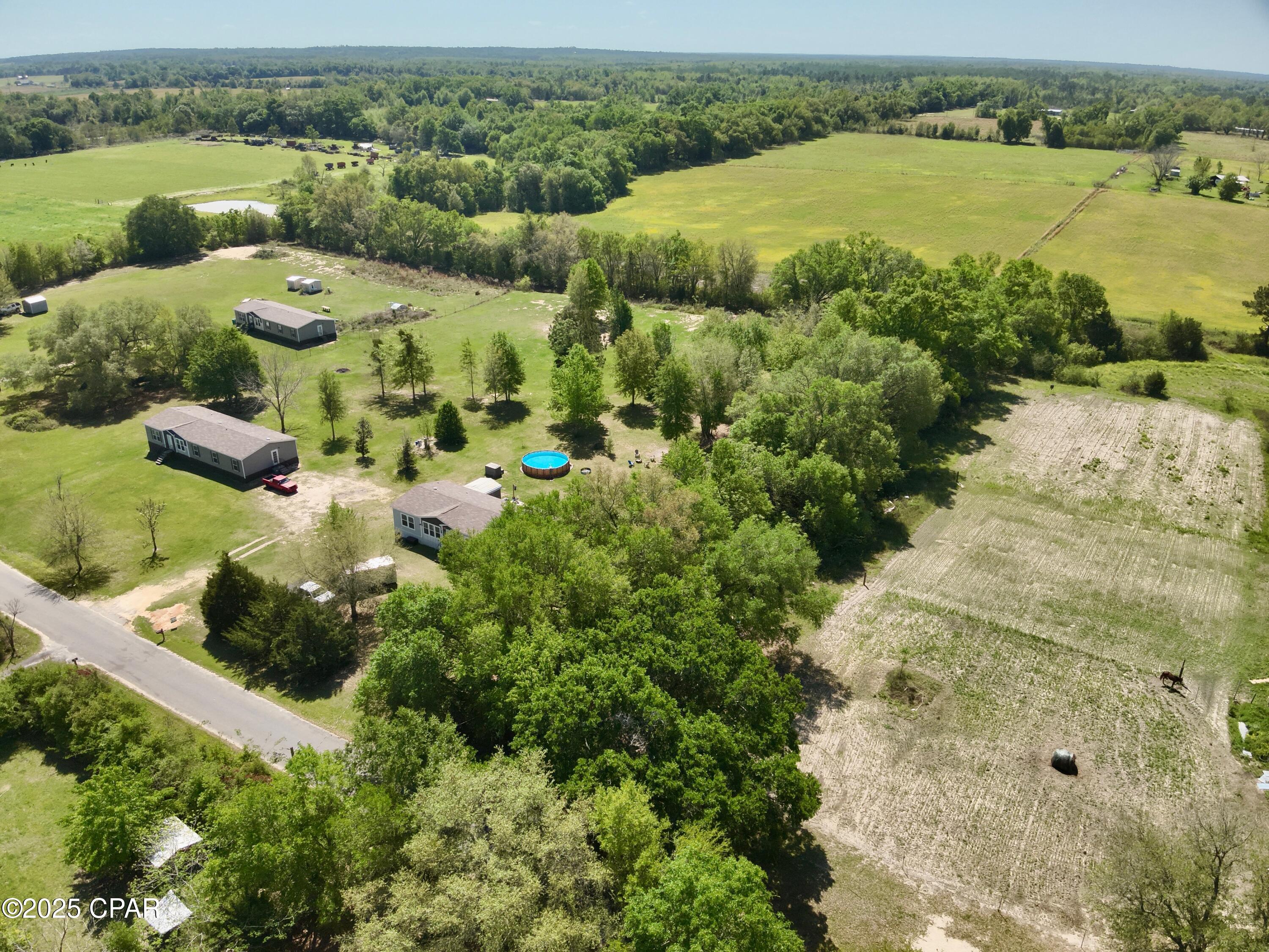 Image 2 For 7031 Hamilton Road