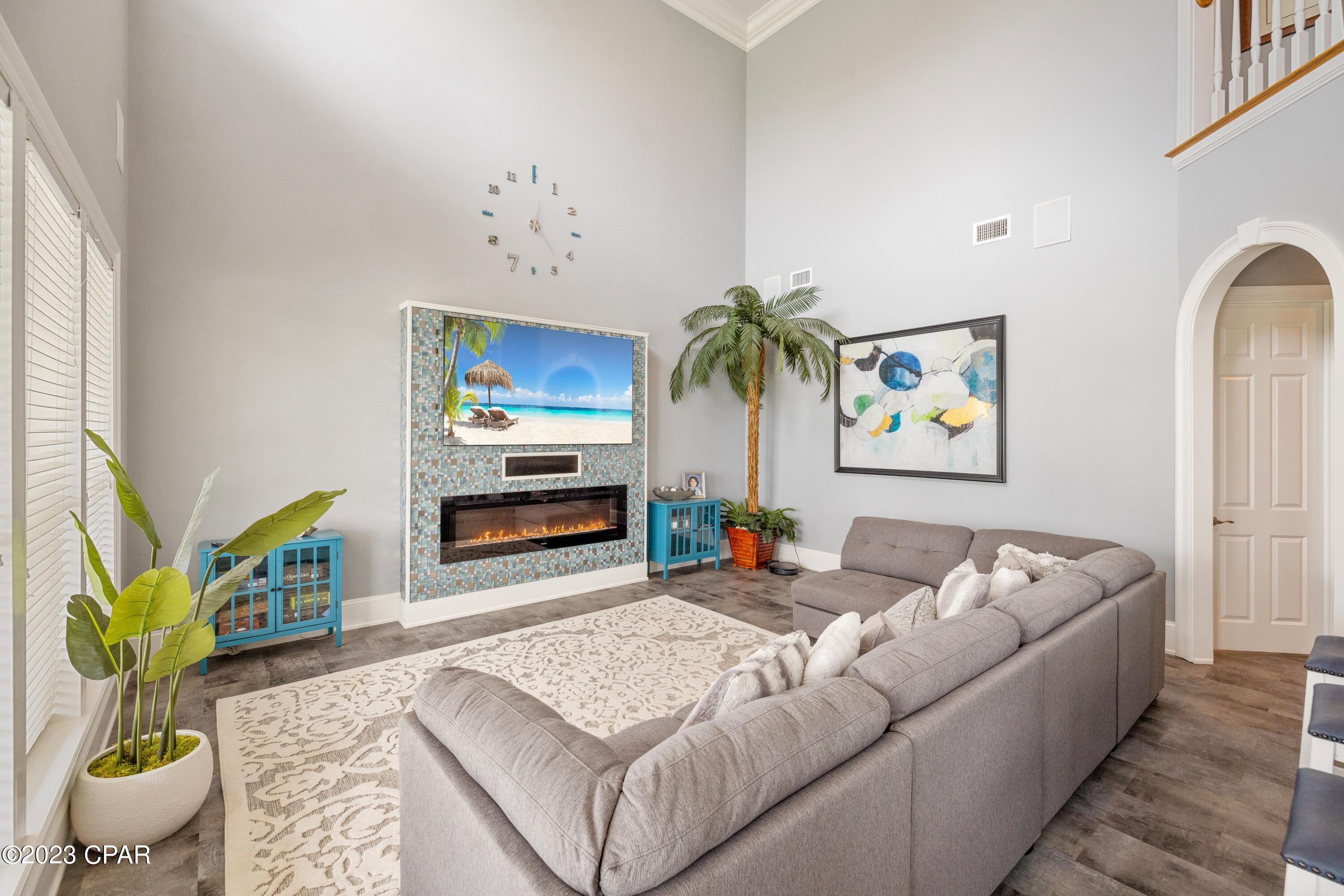 On V7a6w0ofr7yplcibali6ksls1oix2cy6o5lnwdh8