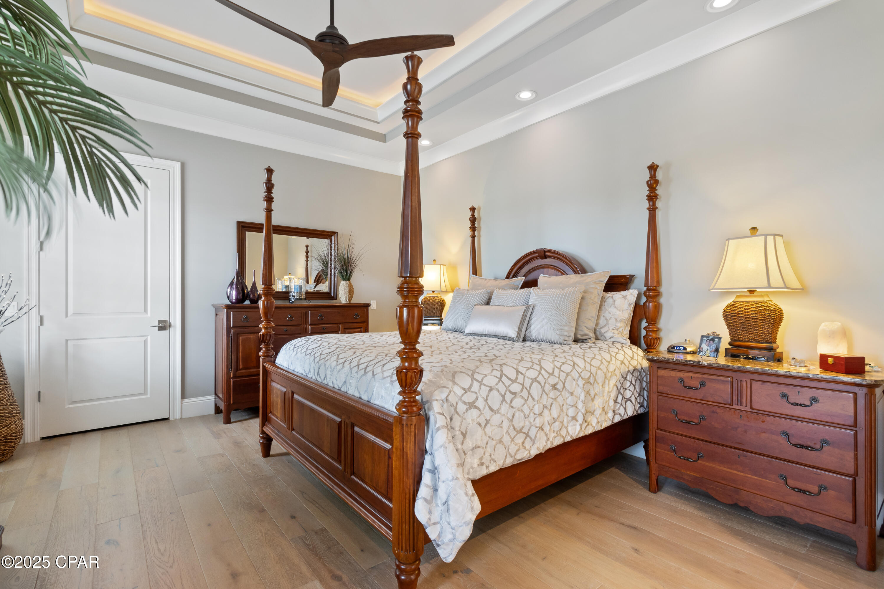 Os9jpcm5x Uzoeut4q7t32aeyx_z_t_mavhoskh8x2s