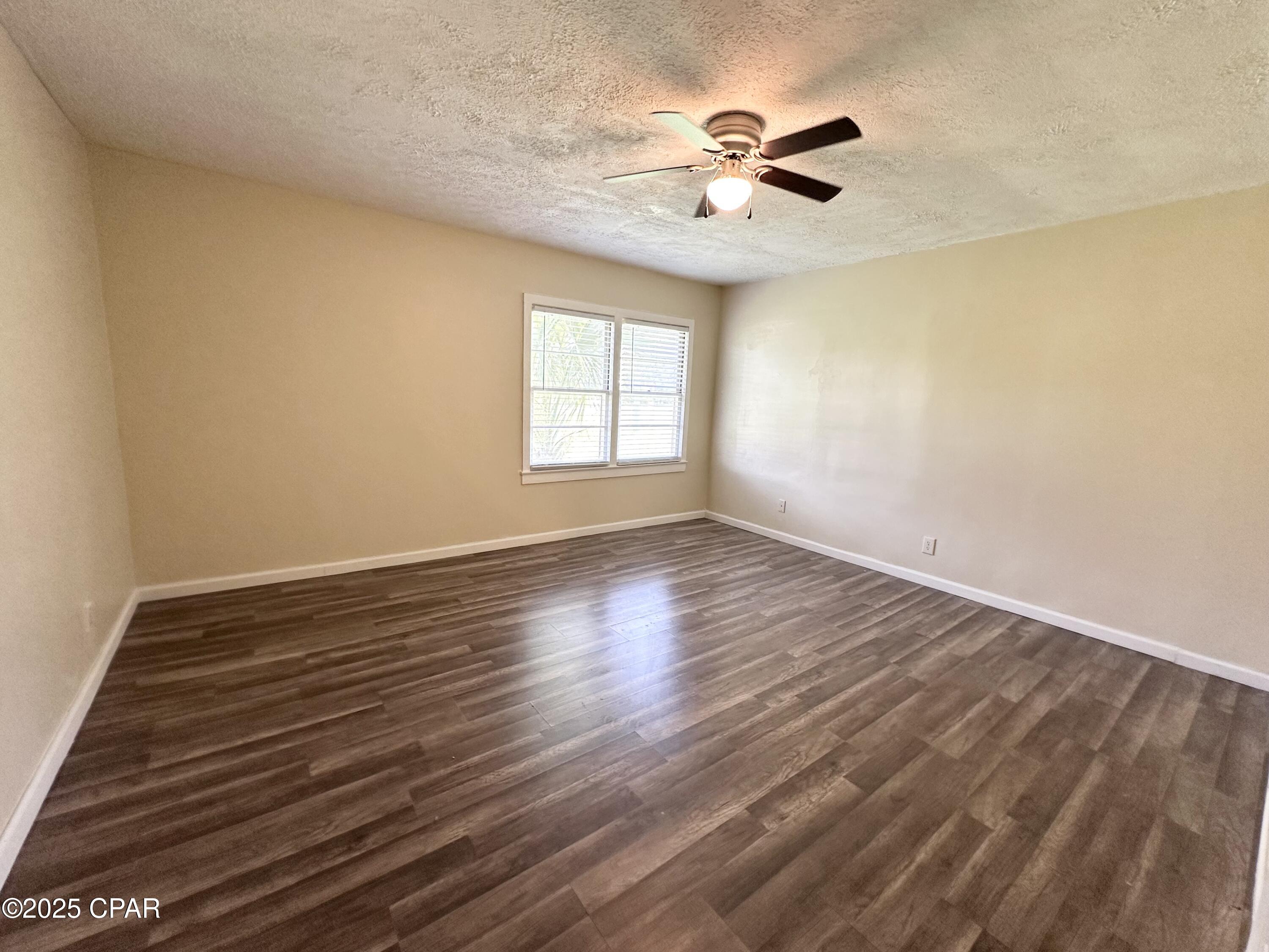 Image 8 For 4949 2nd Street