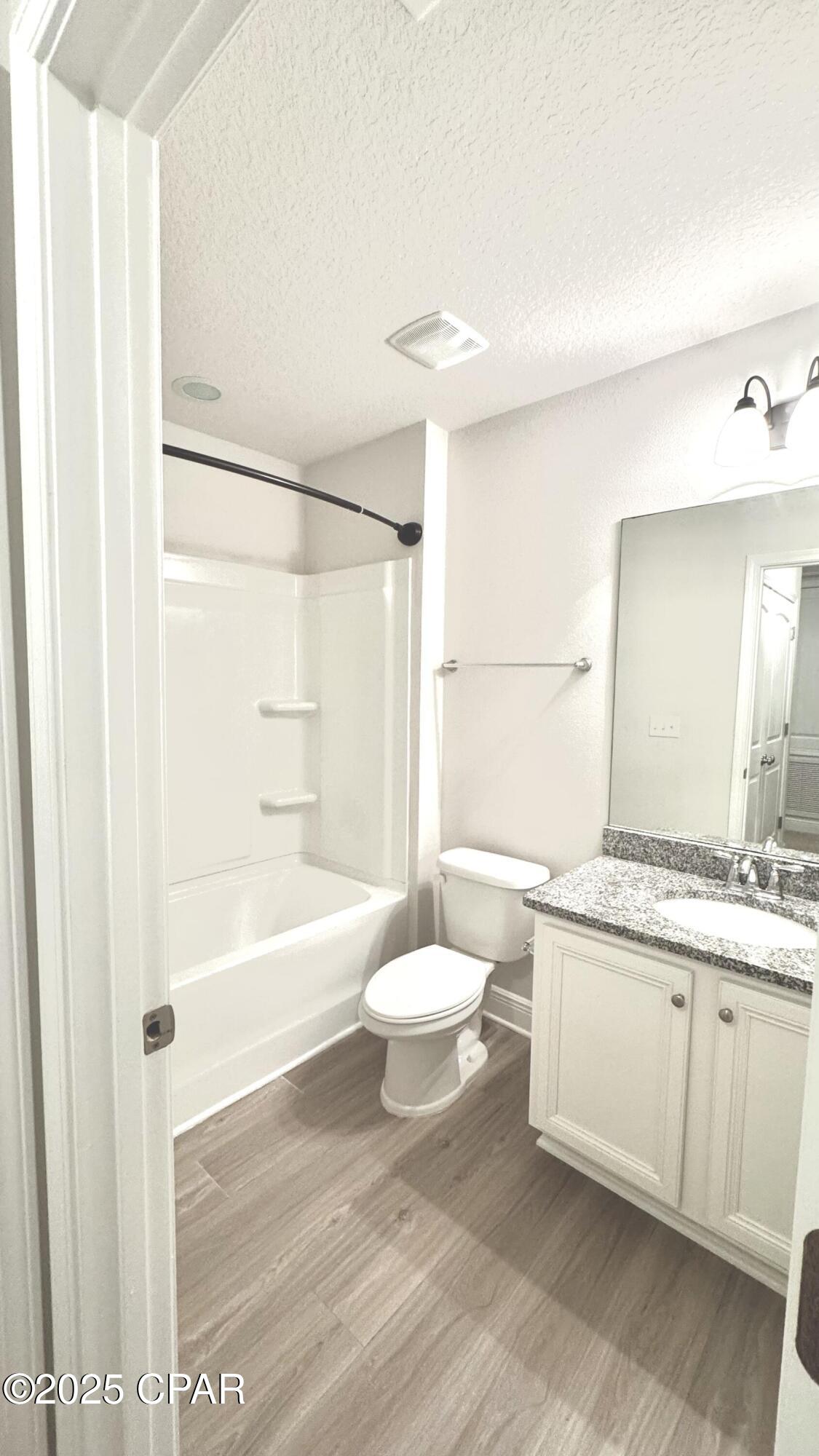 Ugsqlq49dfmiaih8ot8ry5ityvvzmt20zclf0kdxkhe