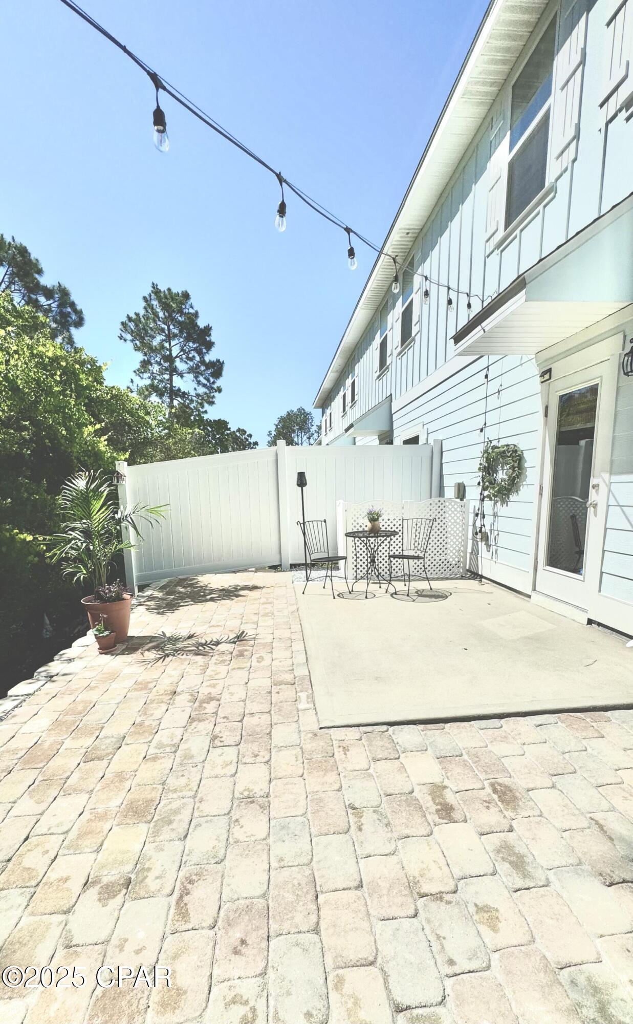 Image 2 For 1868 Pointe Drive