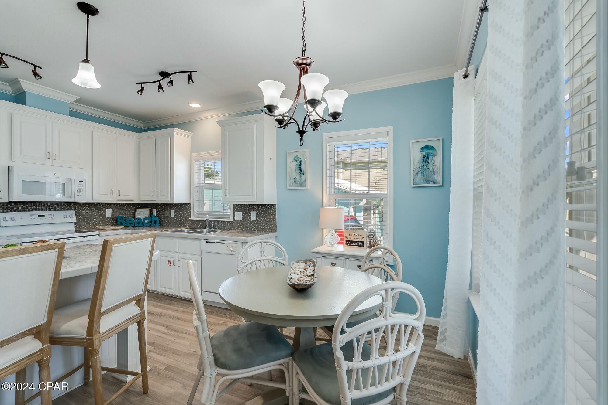 Image 14 For 313 Laureno Place