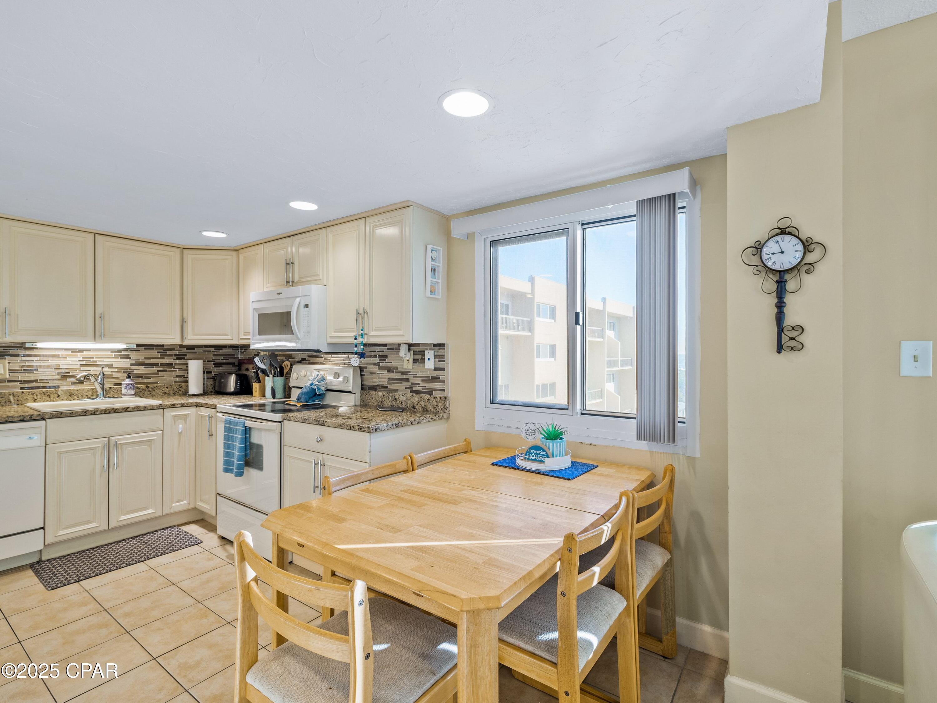 Uhsdtgbmqj7q4vacmana533q9tfhyavb7g_tq_6ejno