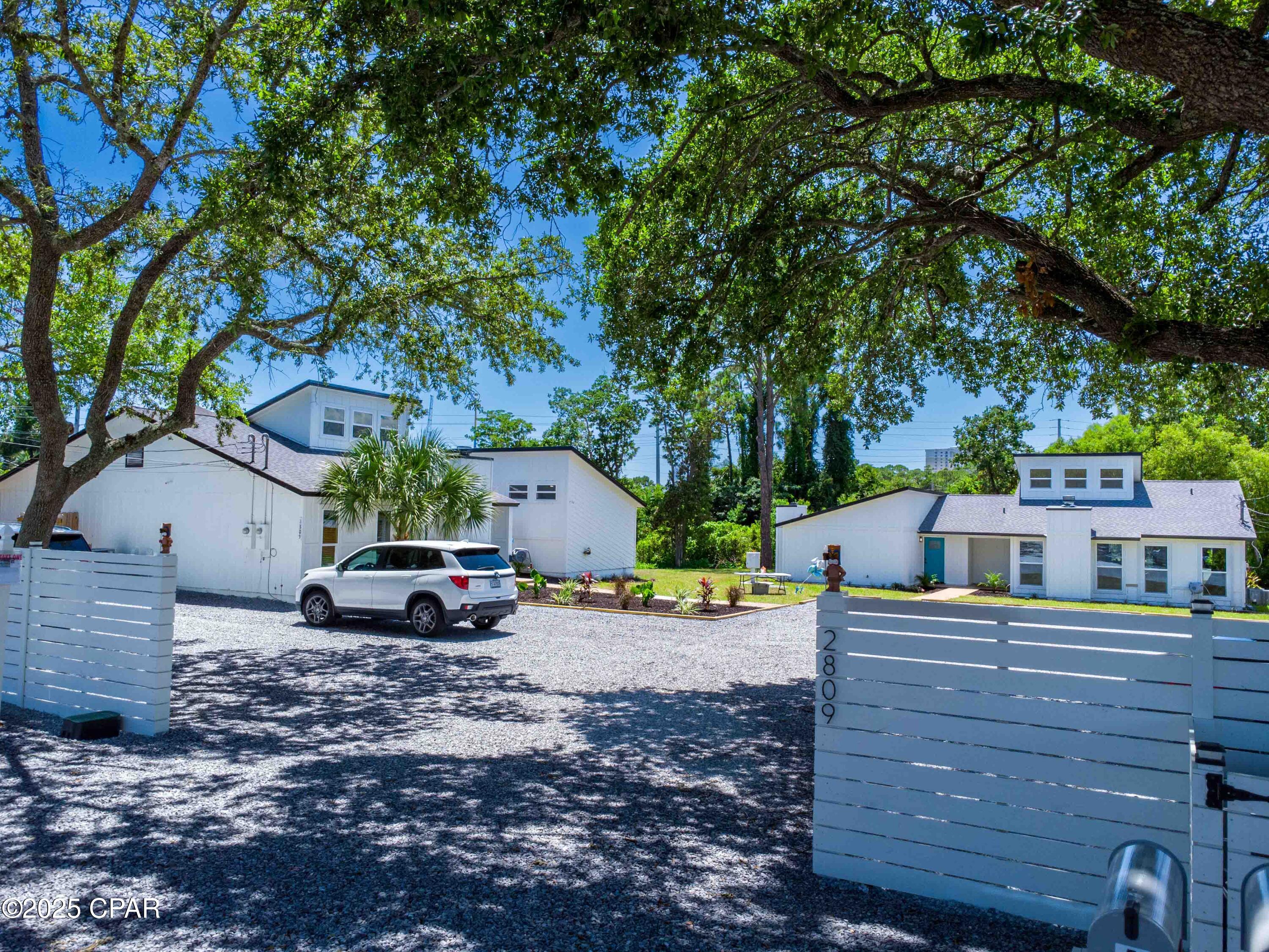 Uj05lcz3ef5ucurwbb2x__qhpikdne9_xfnymvwr72q