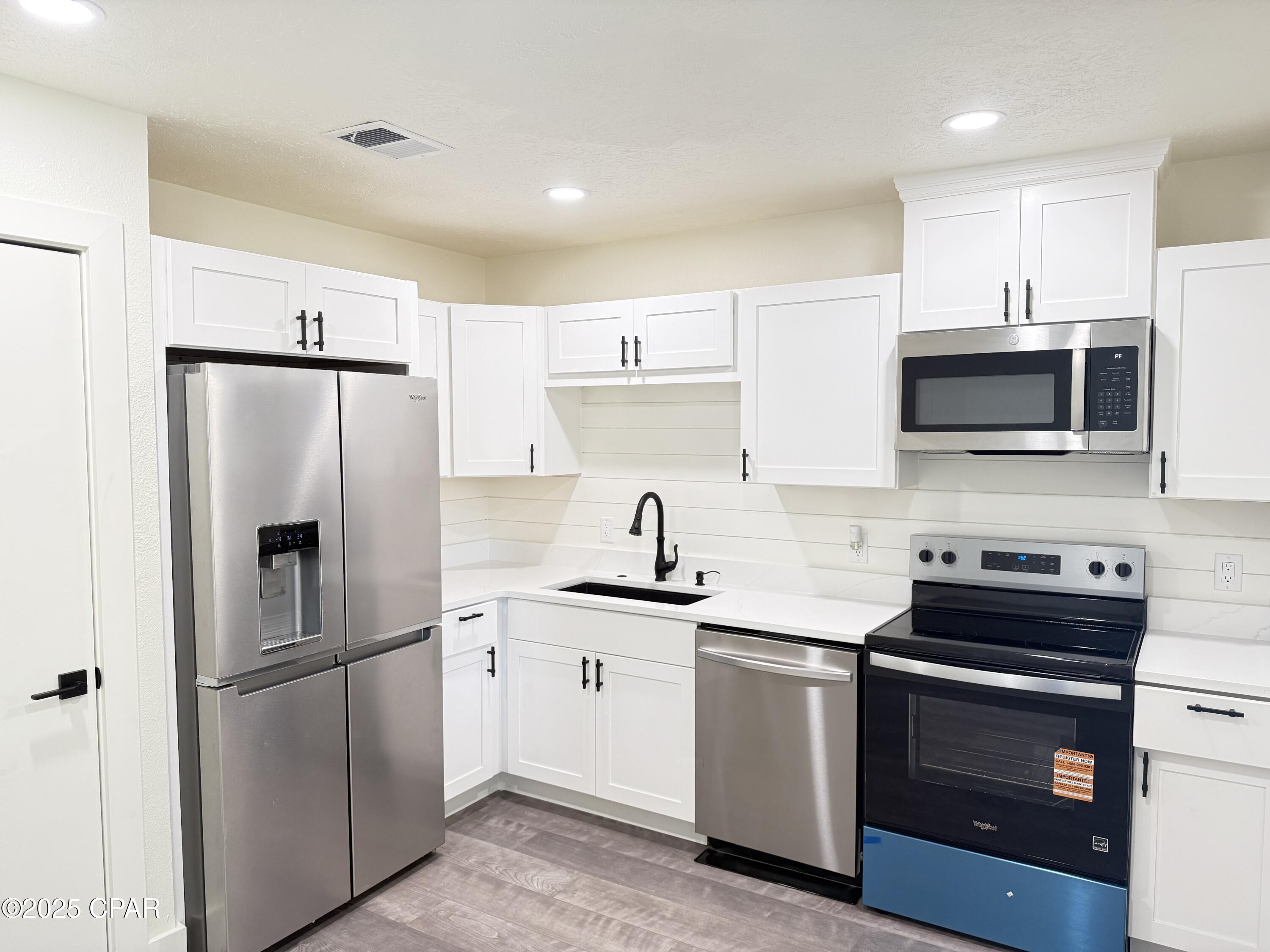 Ssacc4vpzz5kn69tjp2qqcyk6pmbfj7o0myy3mvtiqq