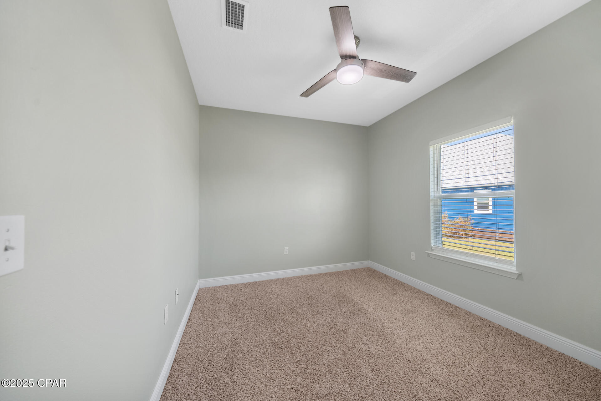 Ila13h3jsedka Li8qjderdolvtzneznuva8vvgxbbg