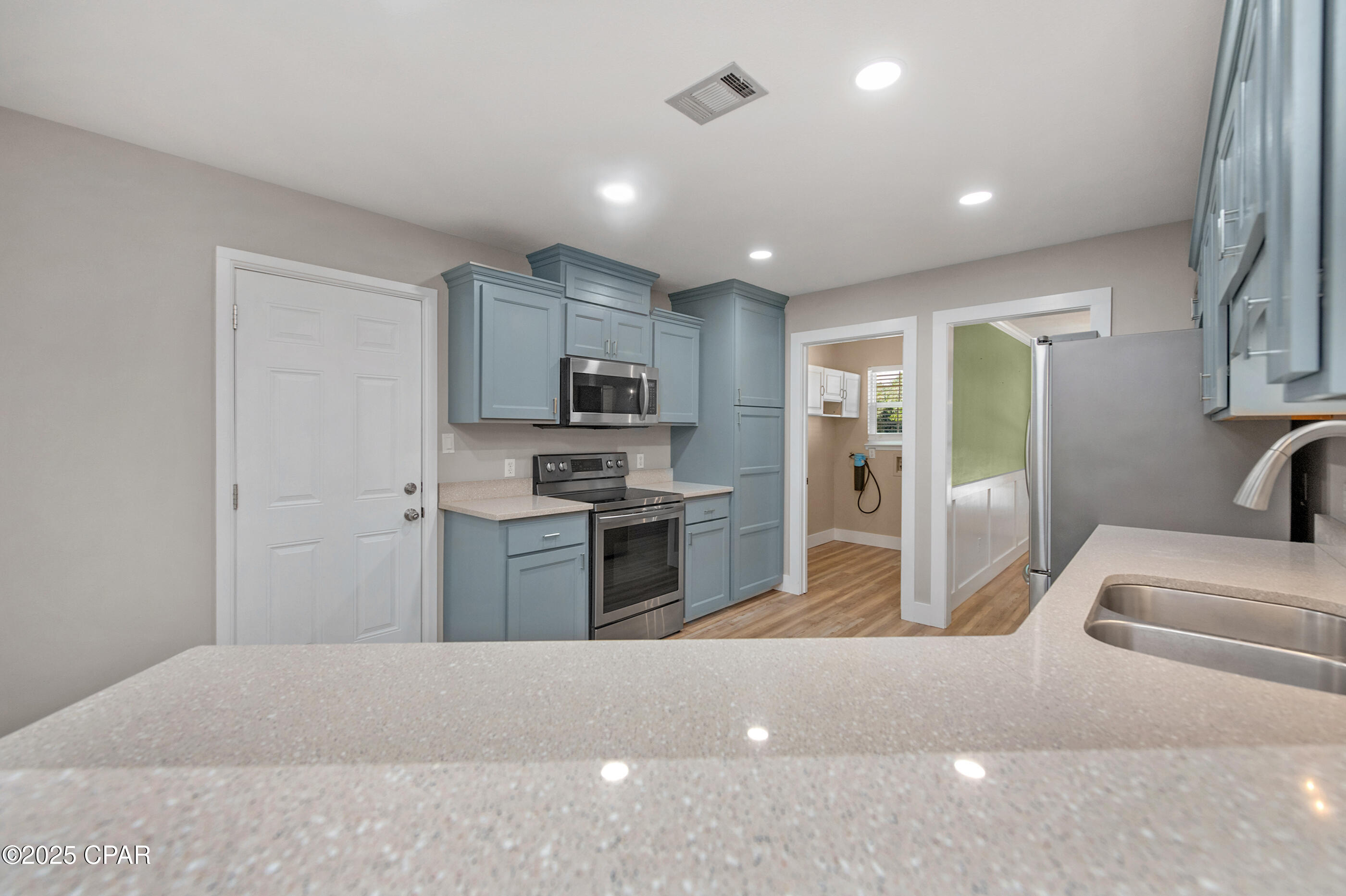 Lt_damsrkhir0xyqriwvbfc4mtvcpp4sazdwsaokfjw