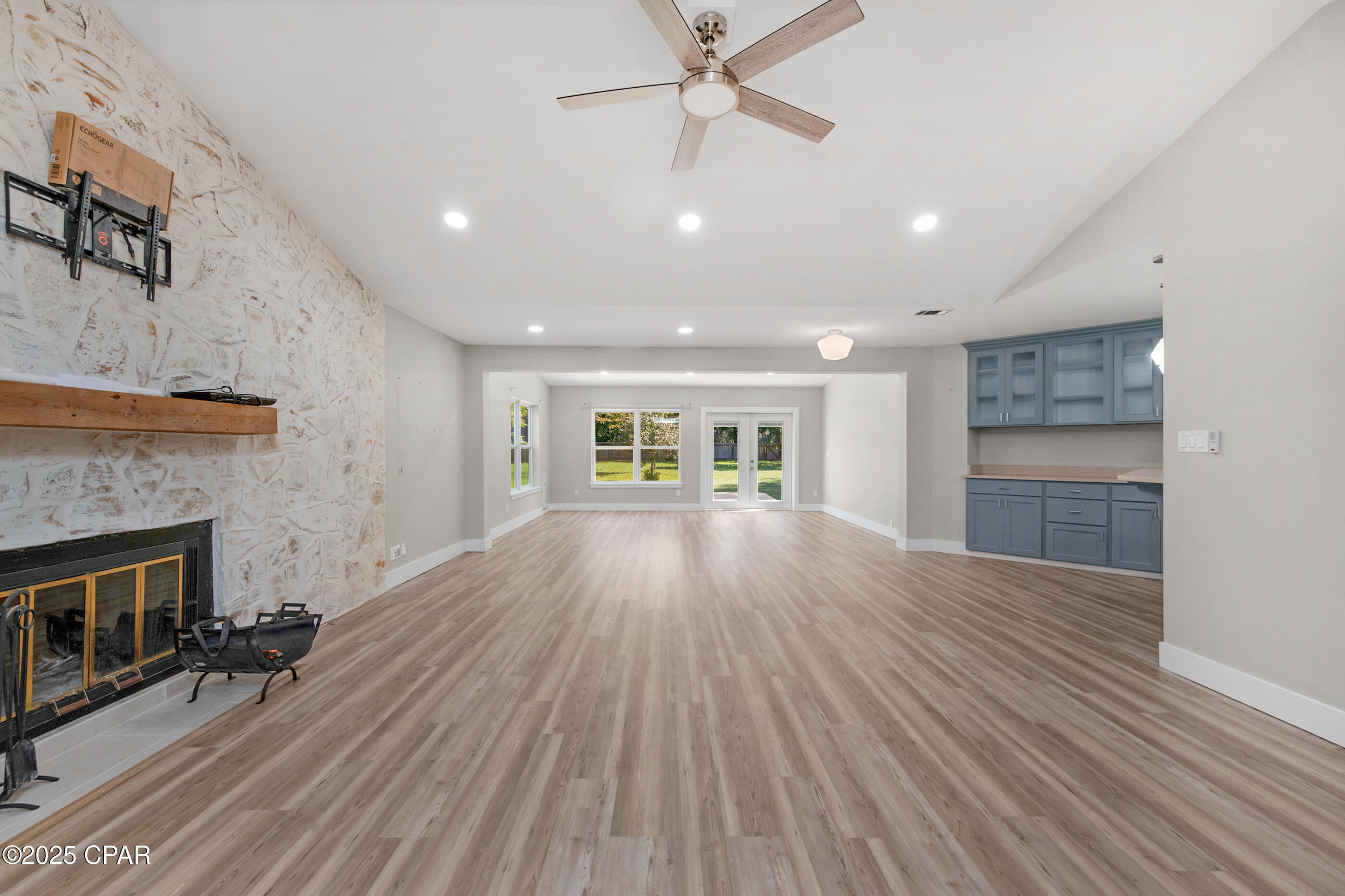 Ulaigbafi0z5waviufxci4rxljpposdfwcy 1ypc5ak