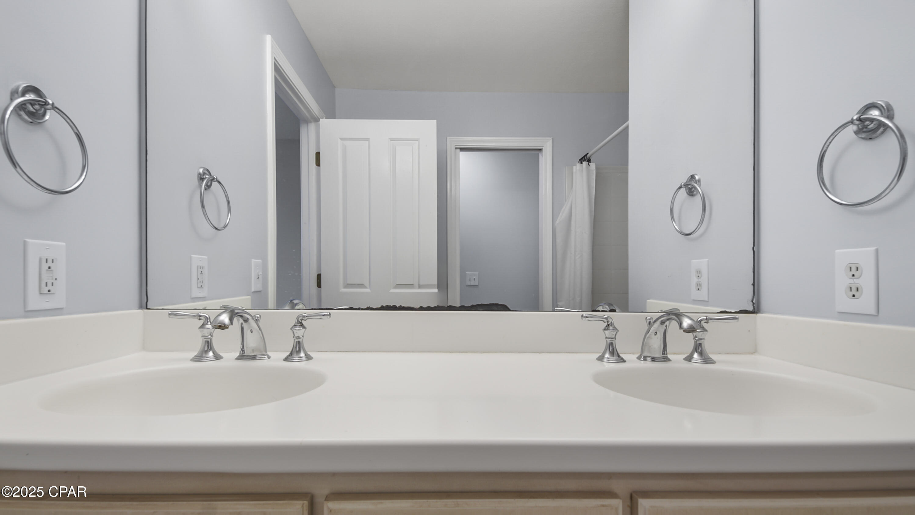 Utwr1spmappbsuaiwtrwanqvyvuzbw9tvyejpj 6icy