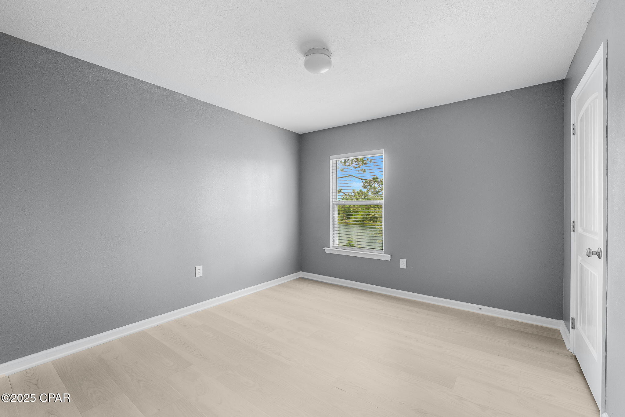 Ird5guxfyrocelfy84lrhzsz5bhq8z6cyuu0_jxpoww