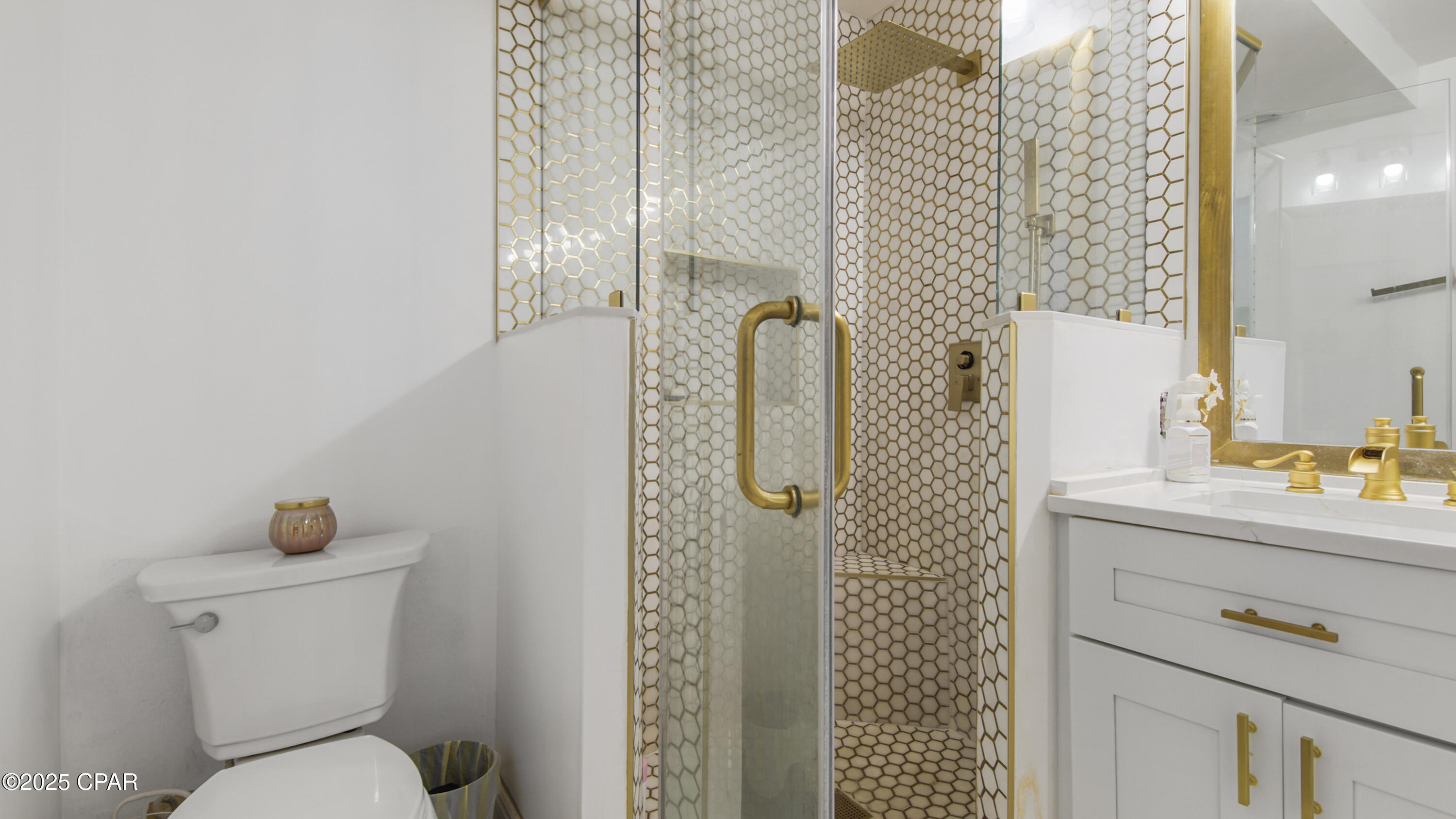 Ucsd9ux4g Chrihztgp63hmcr6skmjw Lsb5ambyd1u