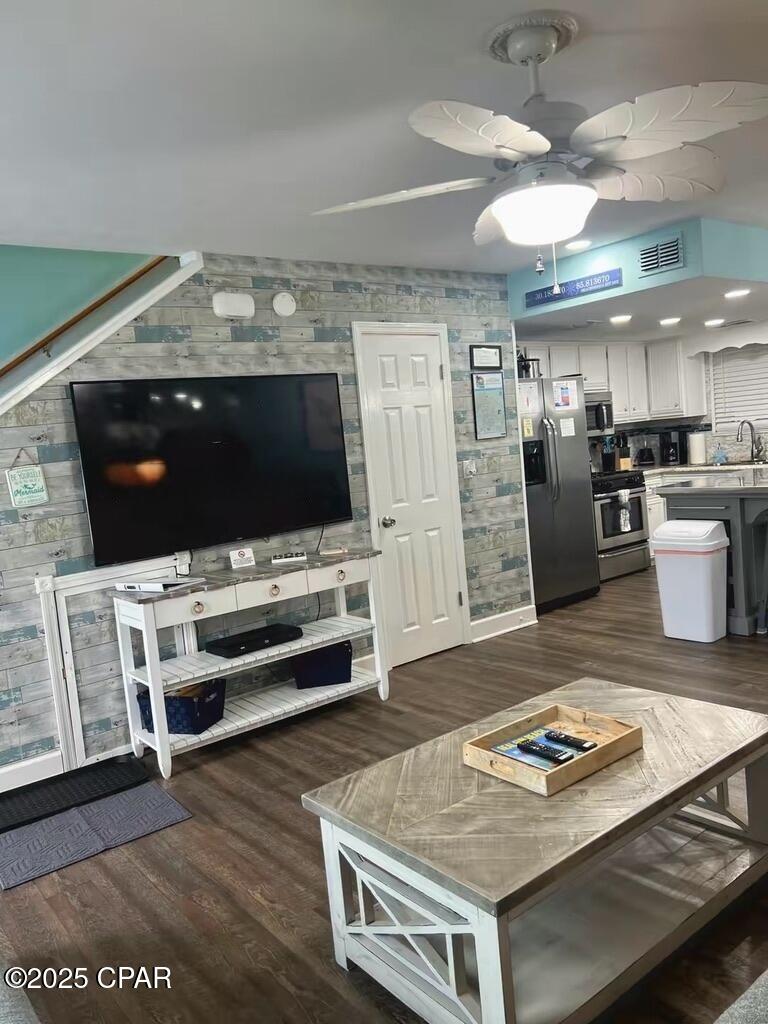 Vmgvyioovnobodwhj8ly94j5x5expsevcmpgdi Ouje