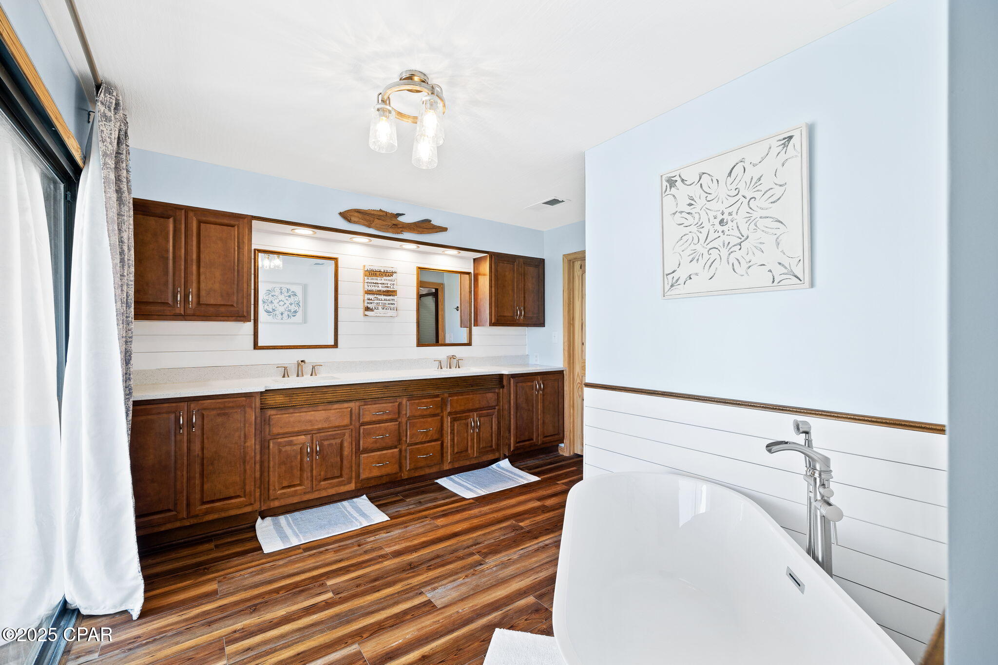 Image 41 For 520 Richard Jackson Boulevard 205