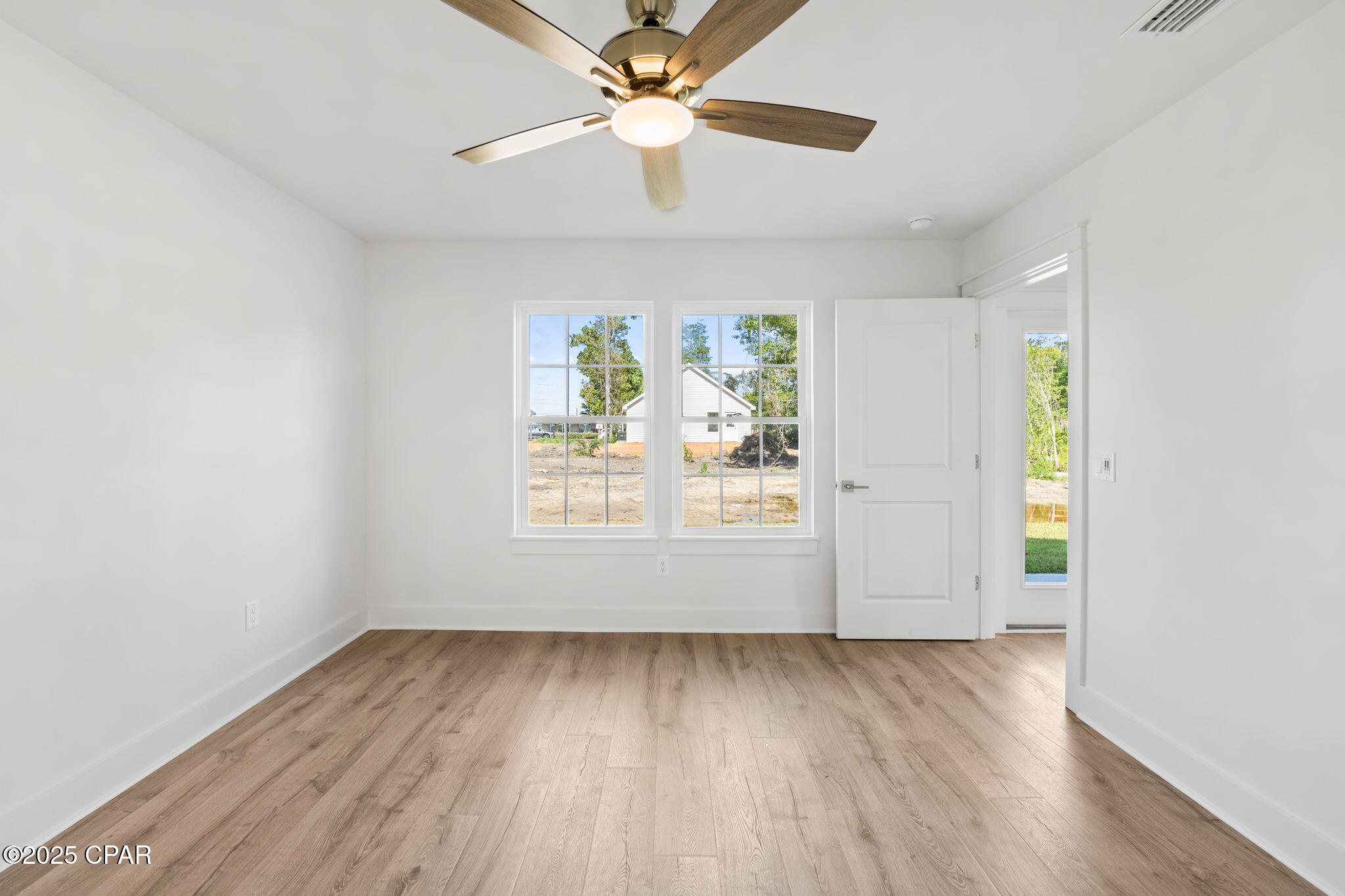 Cenzjrvjwiefb1w8toy3tknphs1vtnhrzywoqabicqo