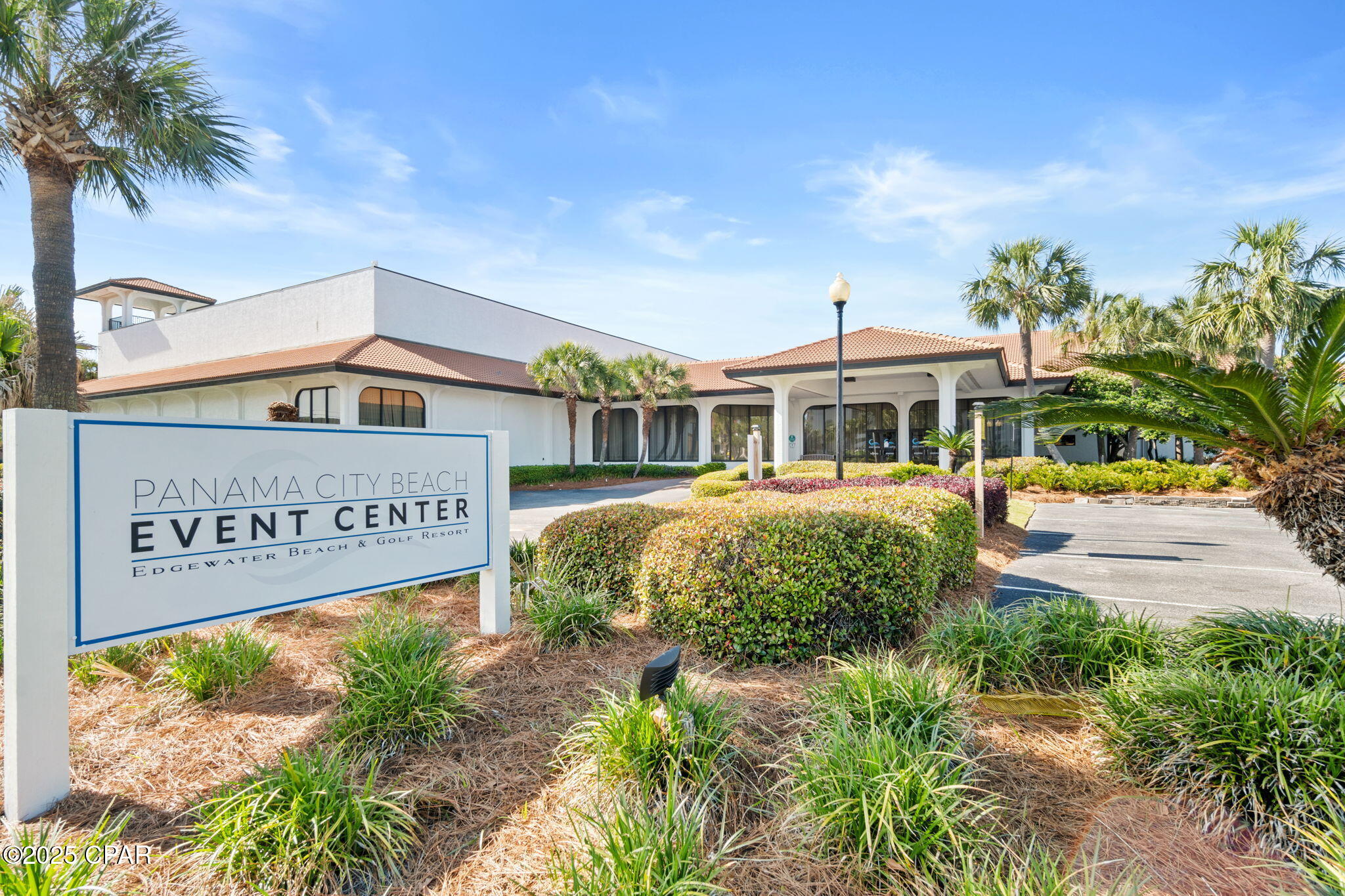 E1h_i0xnqhf1fxzipvbq523yshdu7otc8j2_ixne0 S