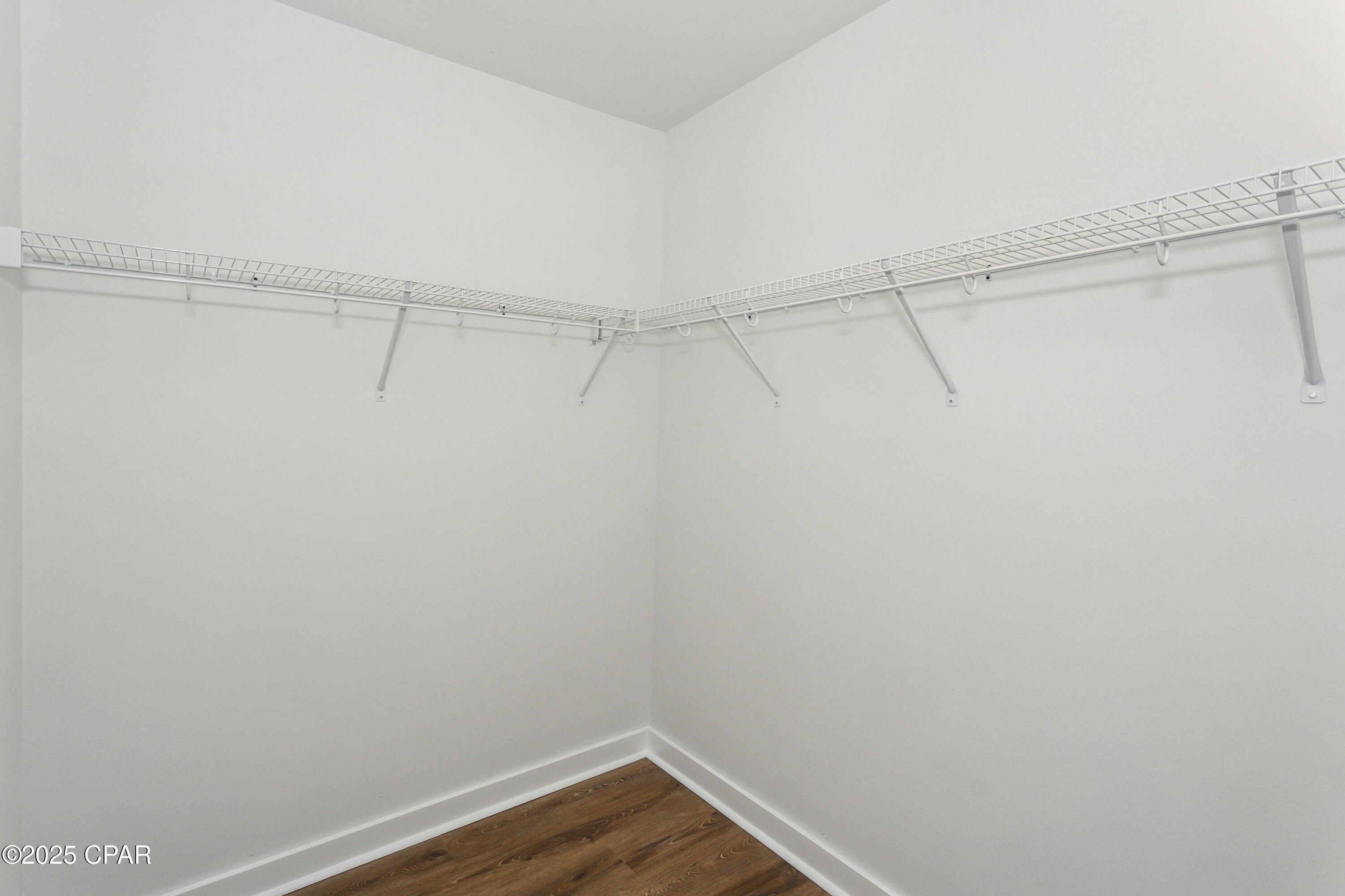 Image 19 For 721 Arrow Street