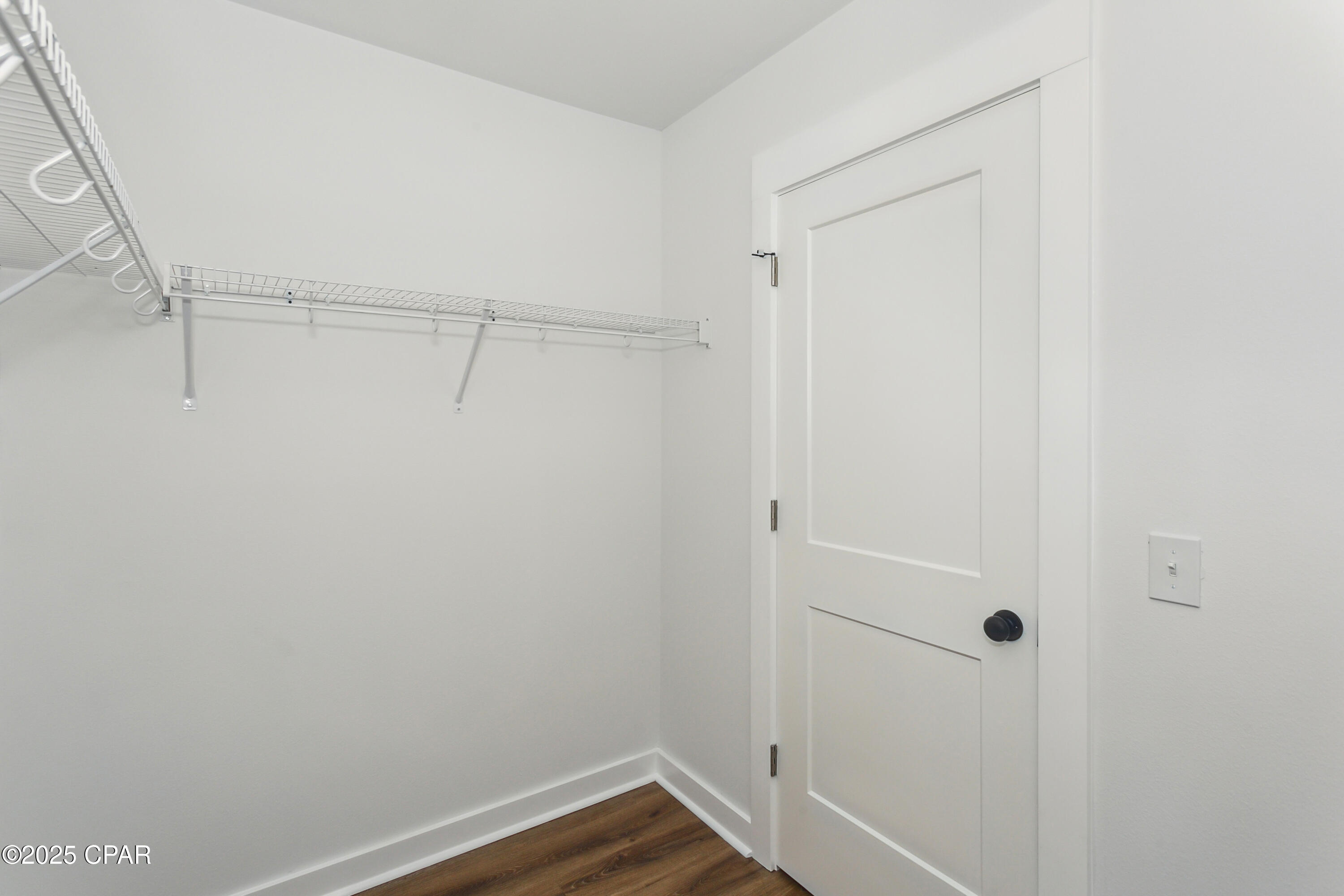 Image 24 For 721 Arrow Street