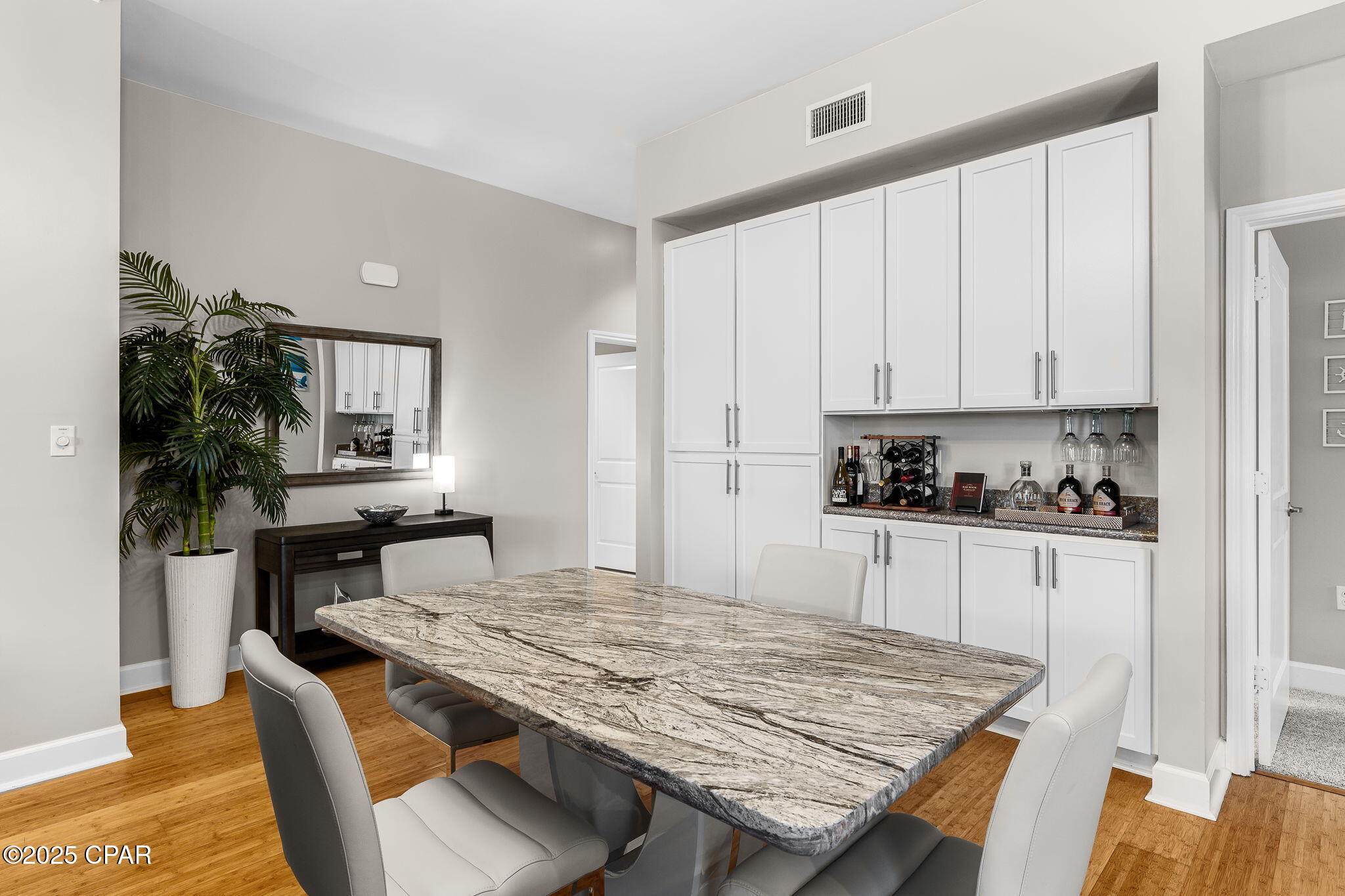 Hcoogxvd7nt20xjjrz75l9ftmh9xq83qf 4vticbhza