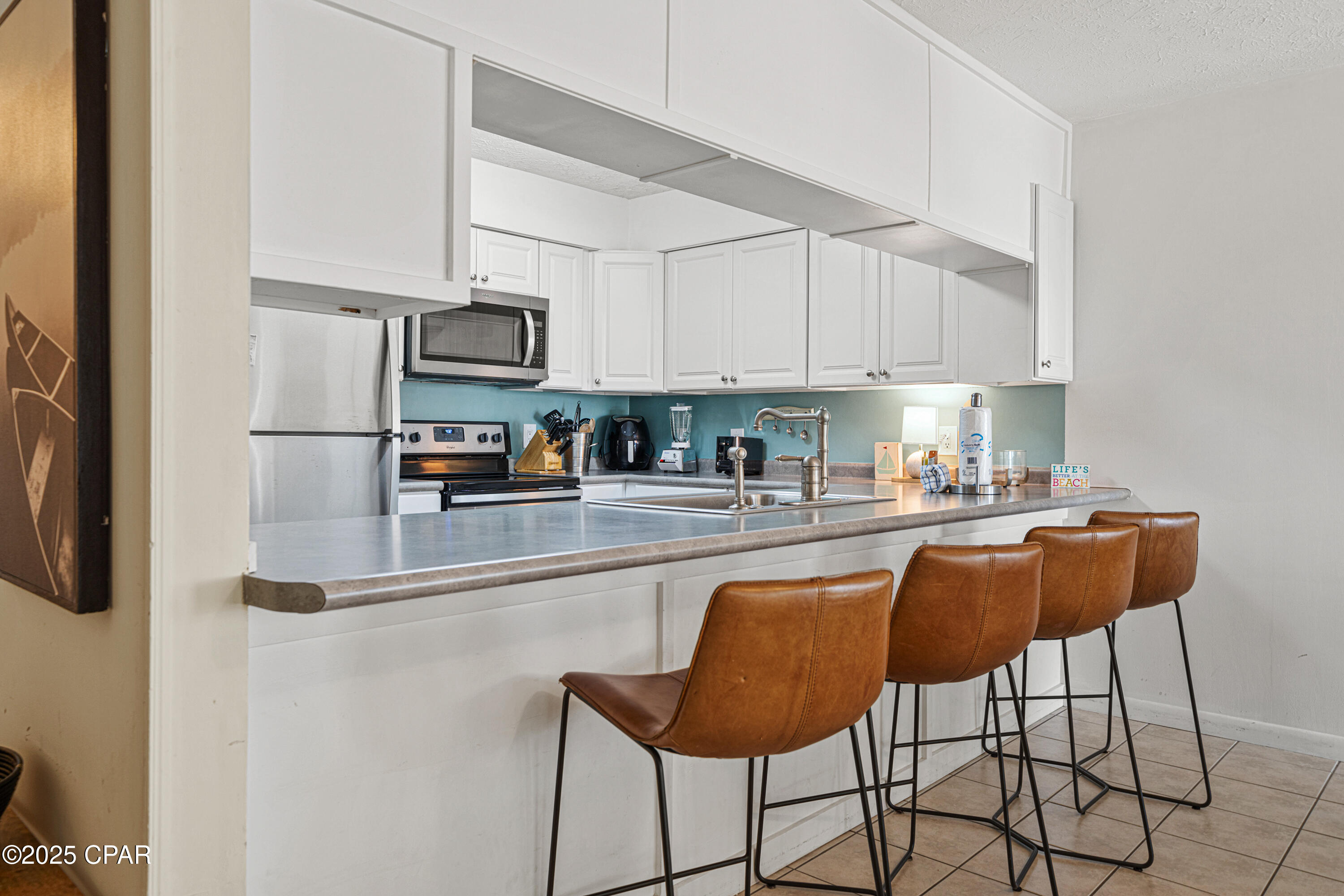 Image 12 For 8217 Surf Drive C