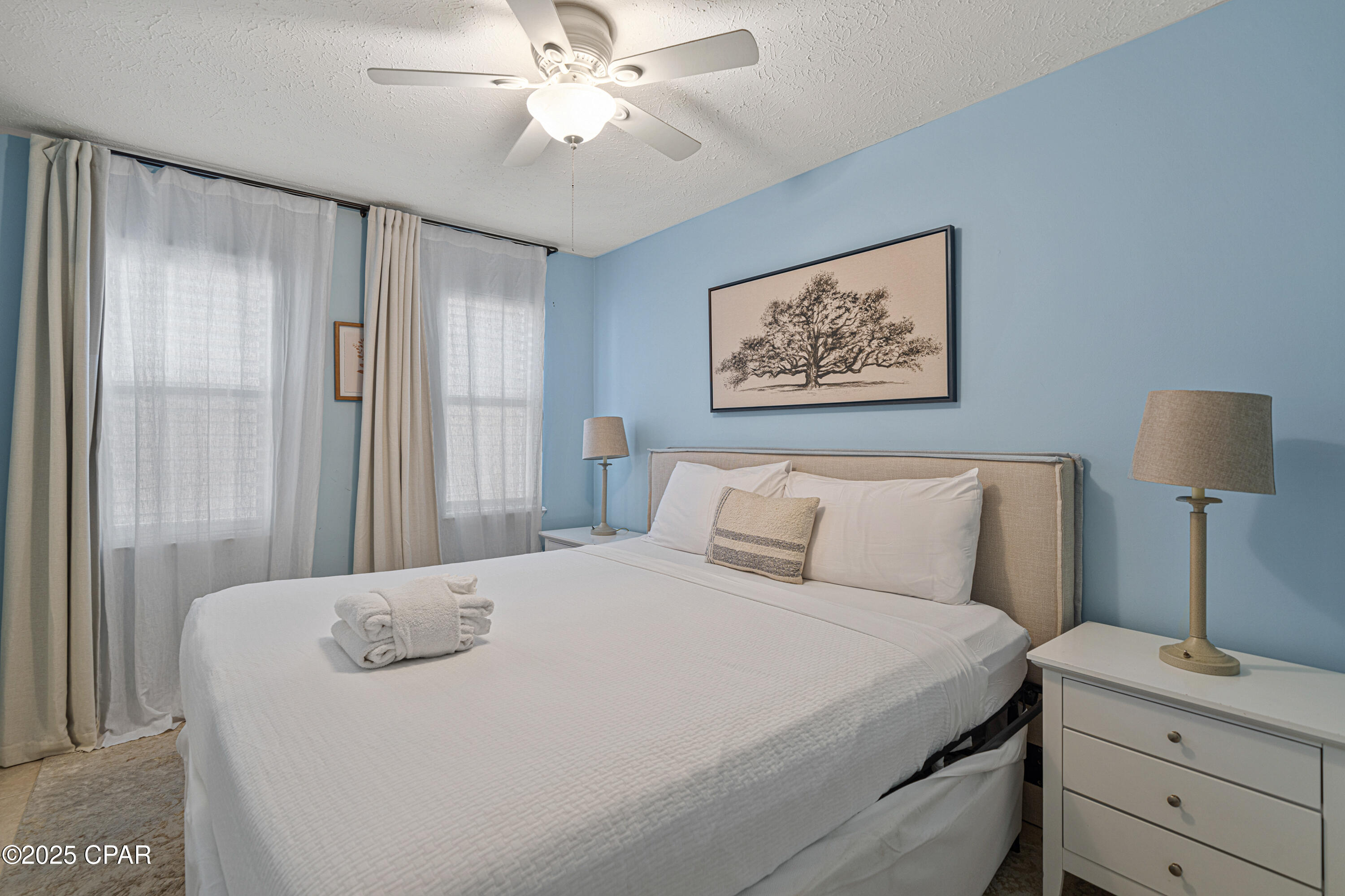 Image 18 For 8217 Surf Drive C