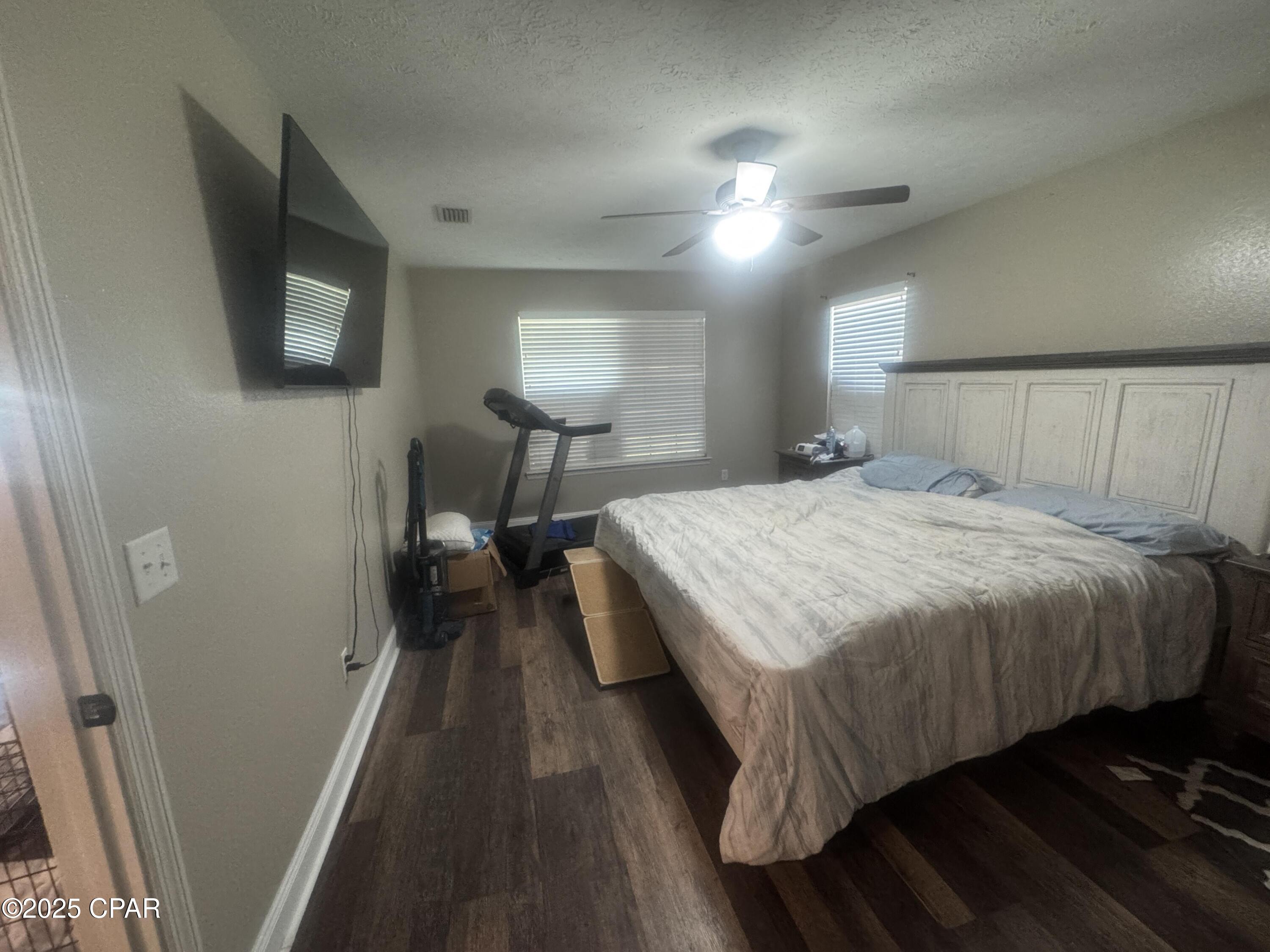 Image 4 For 551 Blue Heron Drive