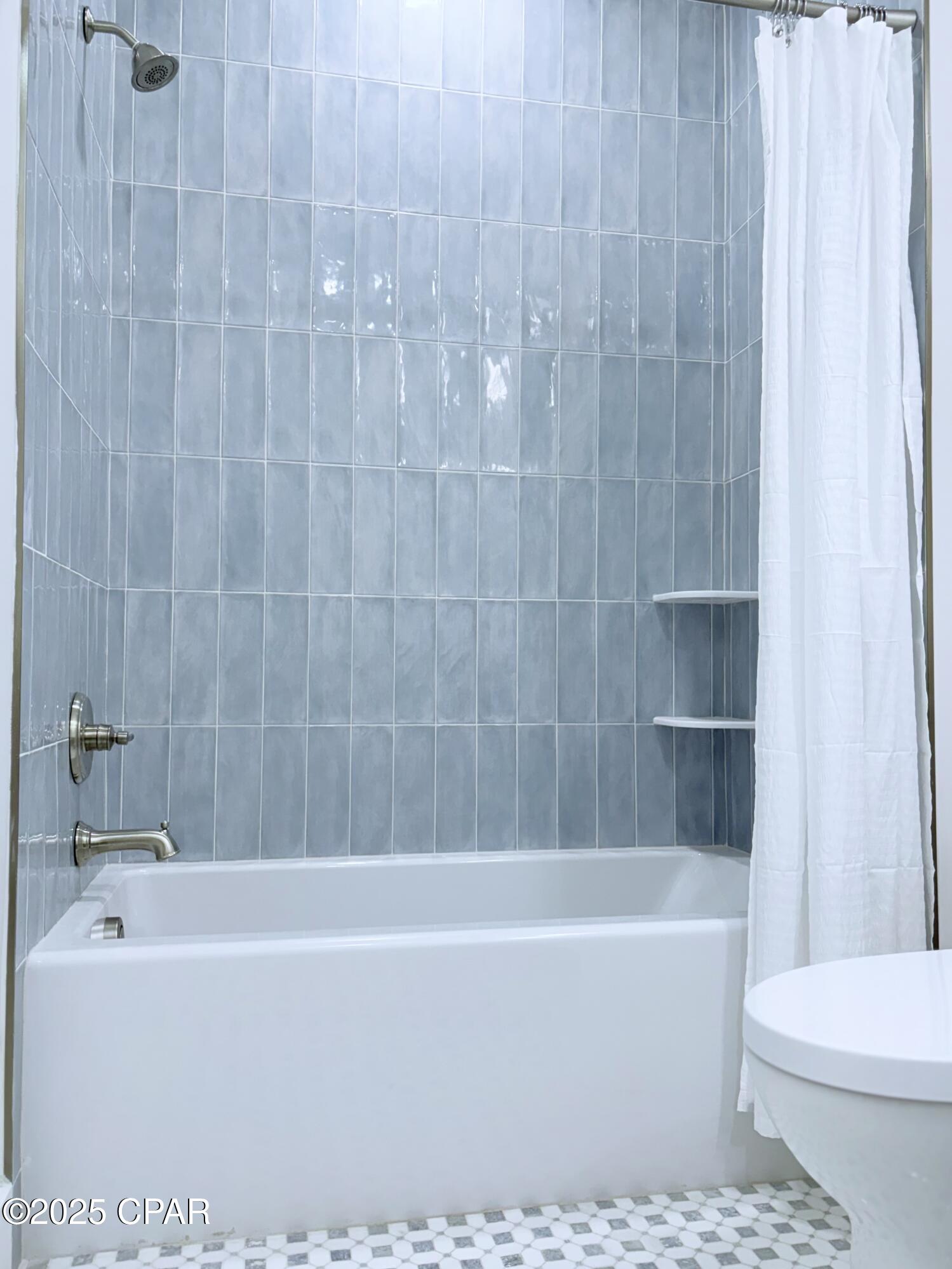 Qzz1jzrdam6i_hlibnutxqwvjririsrx08q1zreqyla