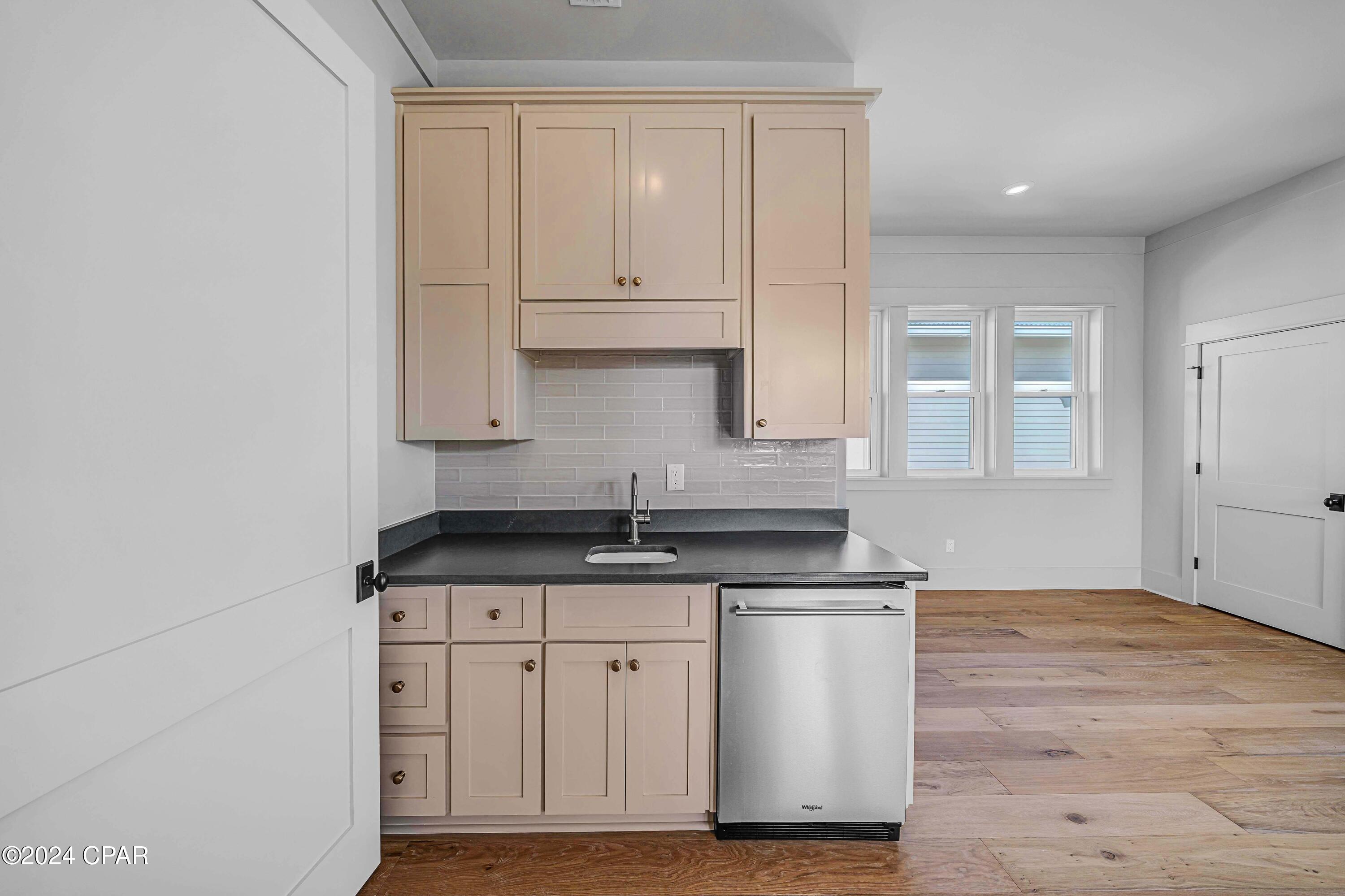 Image 43 For 6627 Lagoon Drive