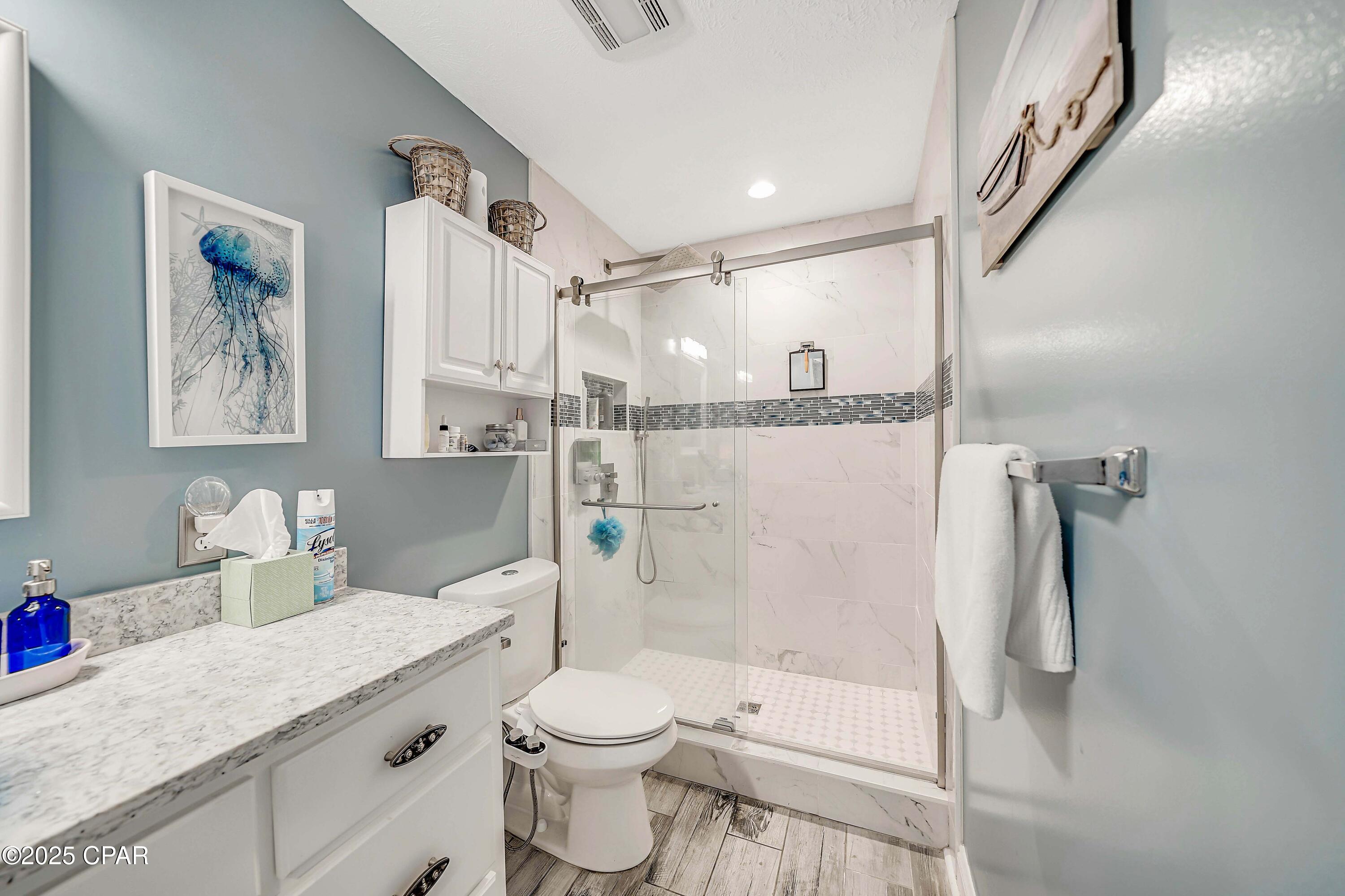 1qhfzdpa4eztj 7j6e3rrp358zs8skvbt_blfdxup5u